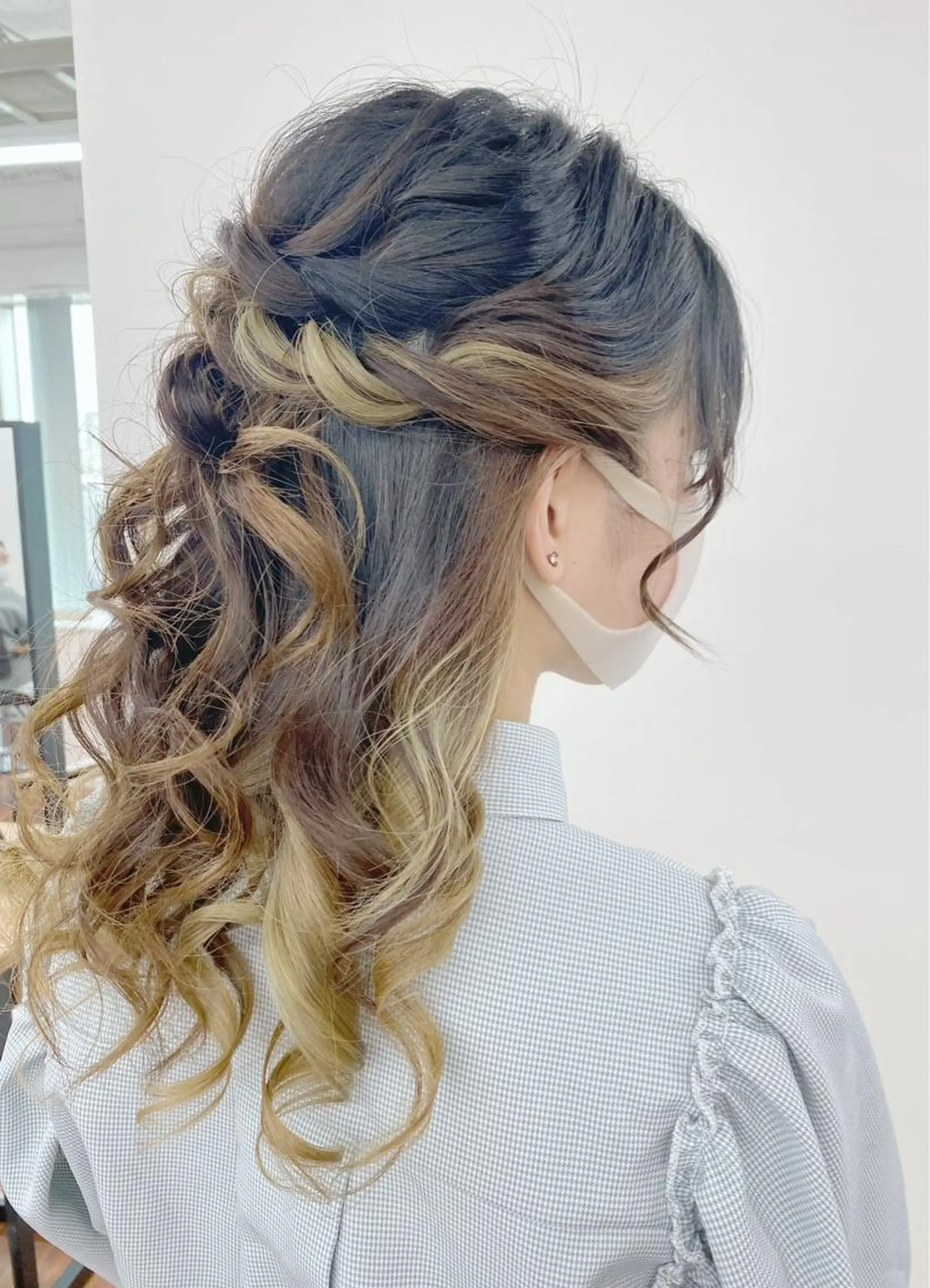 セミロング ヘアアレンジ ハーフアップ ヘアセット GRANLUSSO 〜グランルッソ駅前店所属・木口 嘉美のヘアスタイル