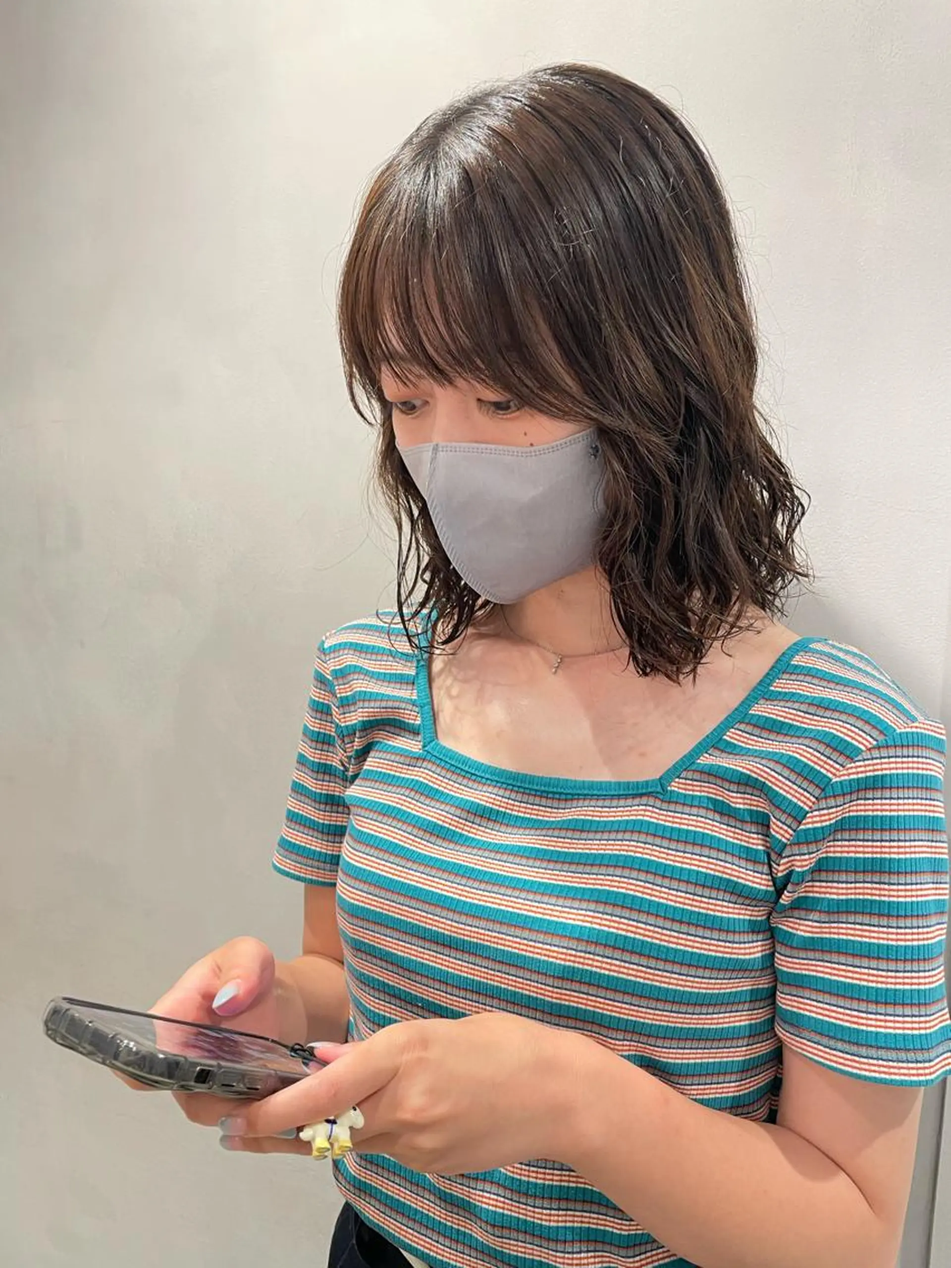 ミディアム パーマ 石川 優奈のヘアスタイル