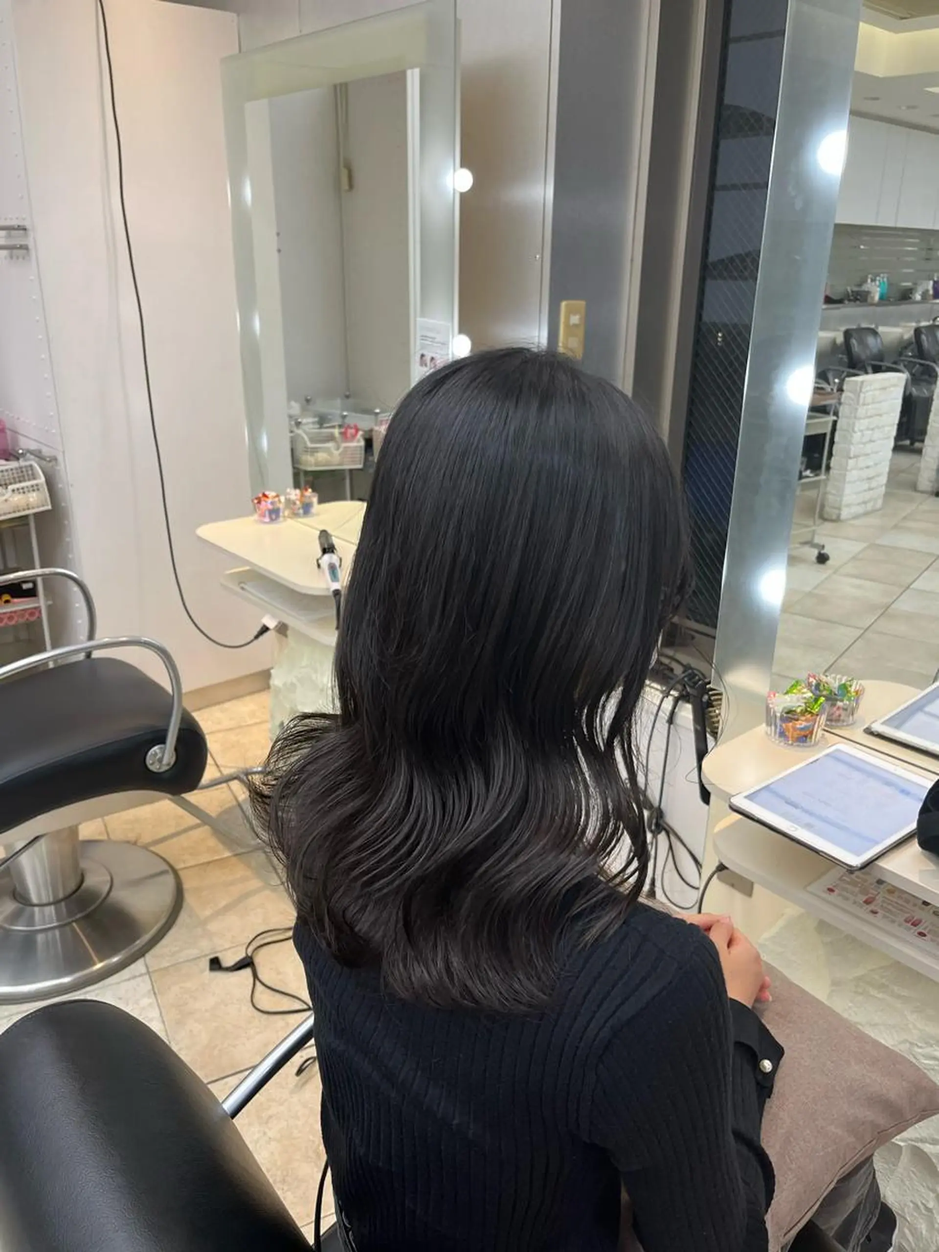 セミロング MITSUKI🤍 モテ髪×韓国レイヤーのヘアスタイル