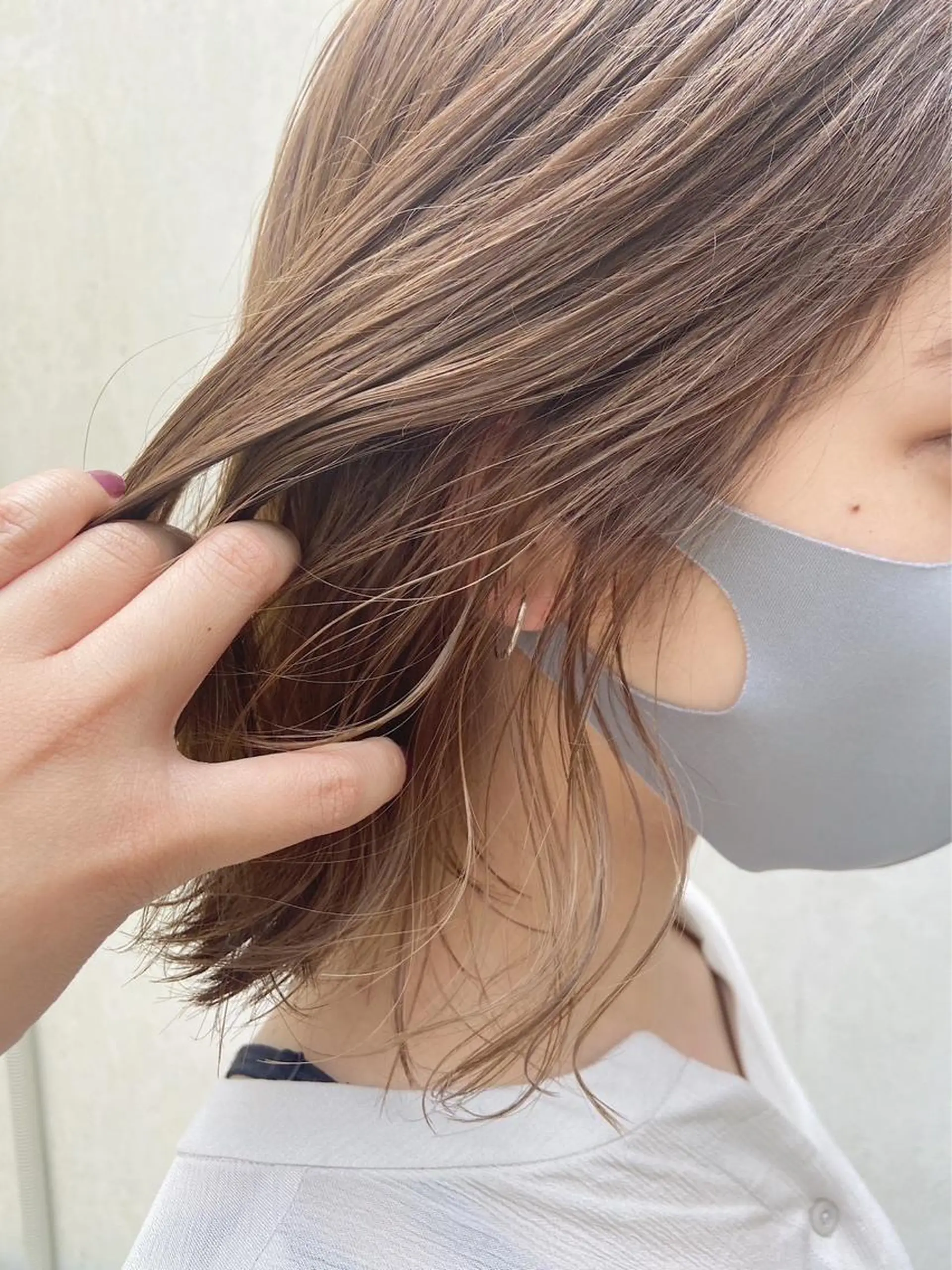 ミディアム カラー 垢抜け/レイヤー/ ハイトーン/アスナのヘアスタイル