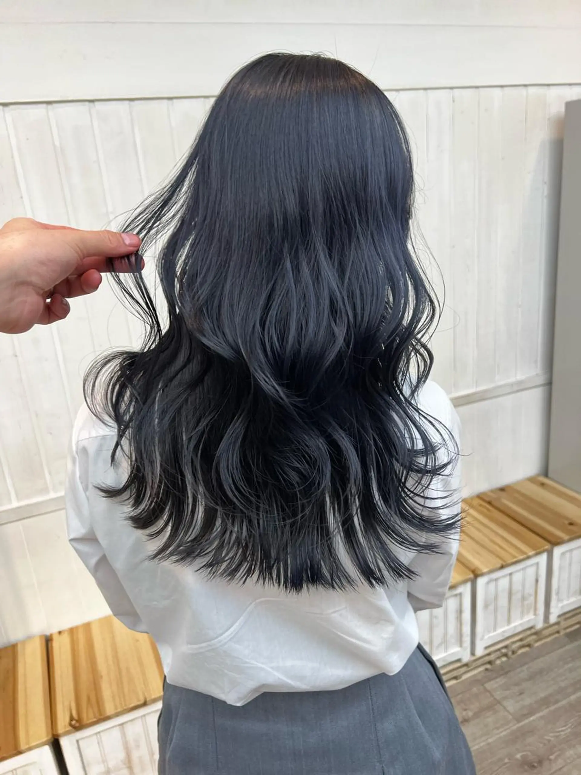 セミロング カット ヘアカラー トリートメント 【YUTO】確実に 髪を綺麗にするプロ。のヘアスタイル