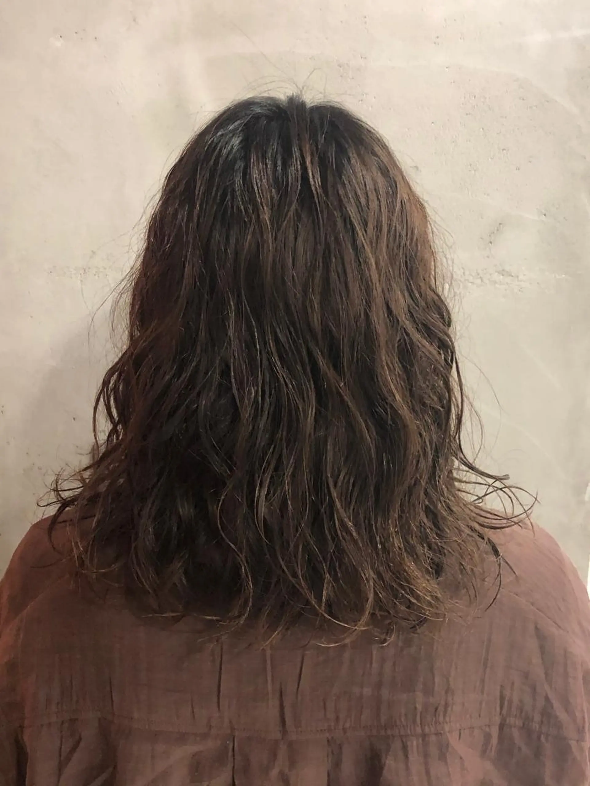 ミディアム カラー パーマ ミディアムパーマ 吉田一輝 外国人パーマのヘアスタイル