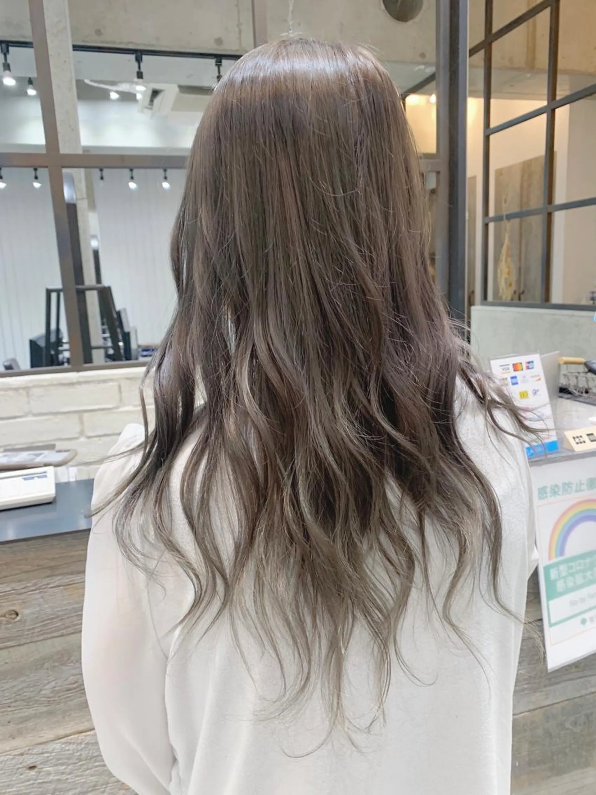 セミロング カラー ブリーチ 透明感カラー グレージュ ヘアカラー トリートメント 🌿ニュアンスヘア 🌿福田沙也加のヘアスタイル