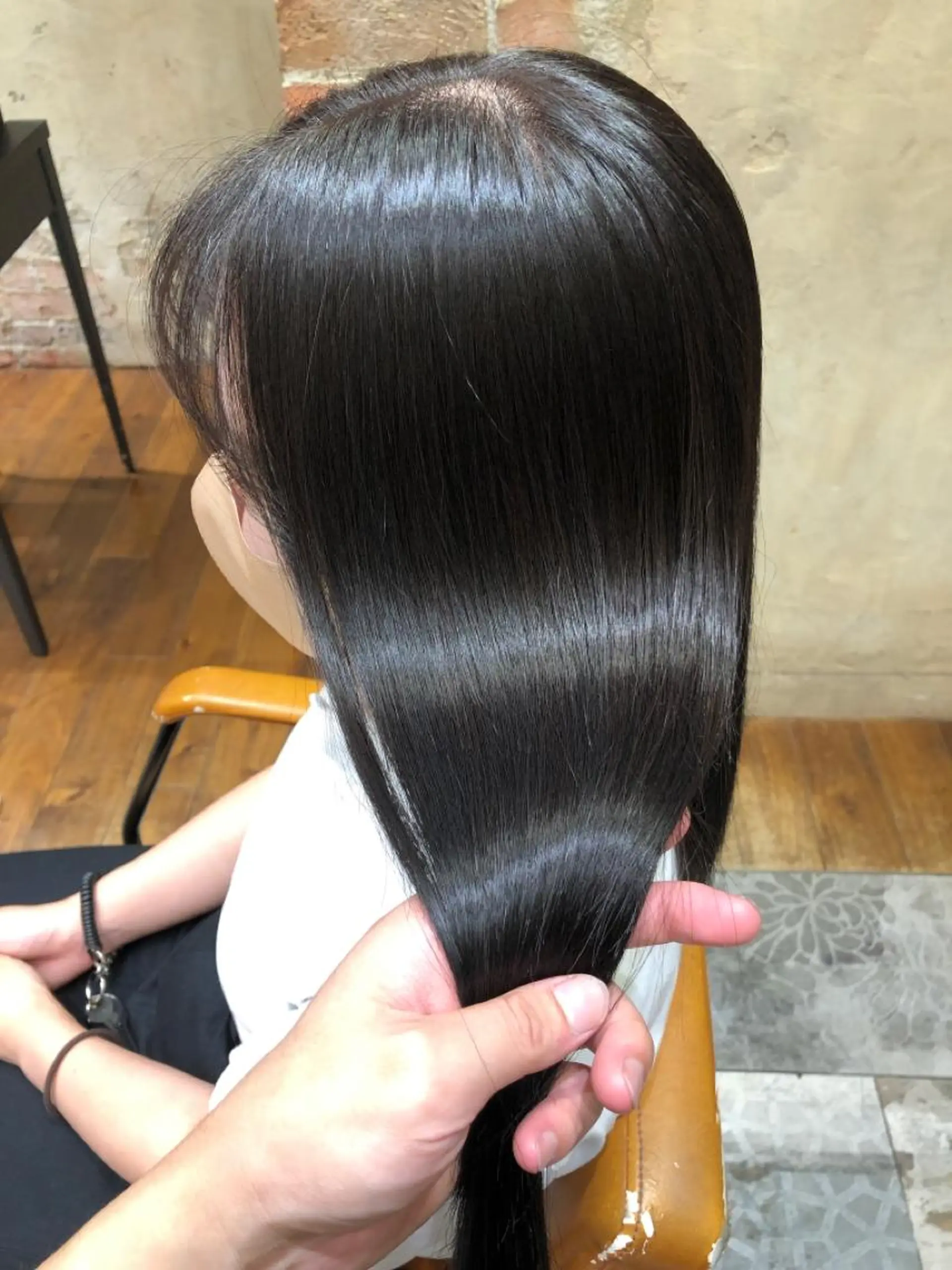 ミディアム カラー パーマ グレージュ 新宿✨レイヤーカット 韓国ヘア/坂本亜裟海のヘアスタイル