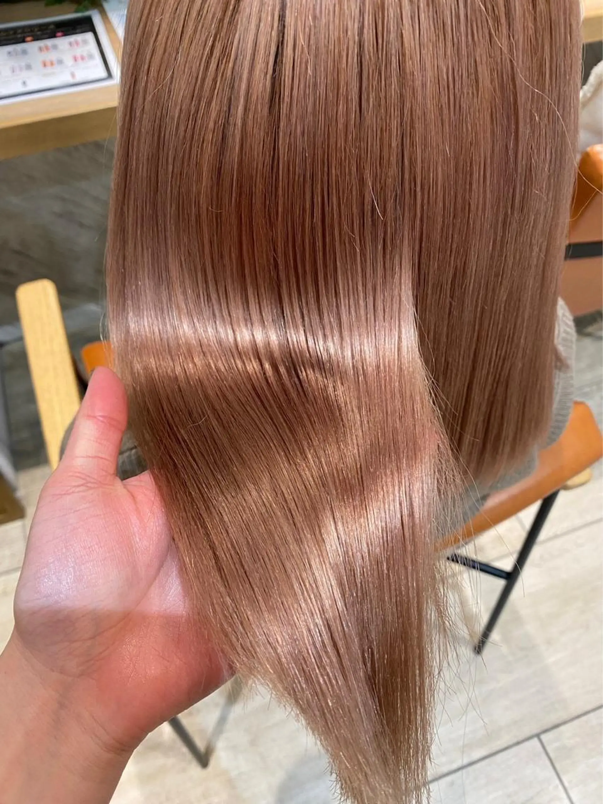 ロング 💙mai🫧 縮毛矯正・ハイライトのヘアスタイル