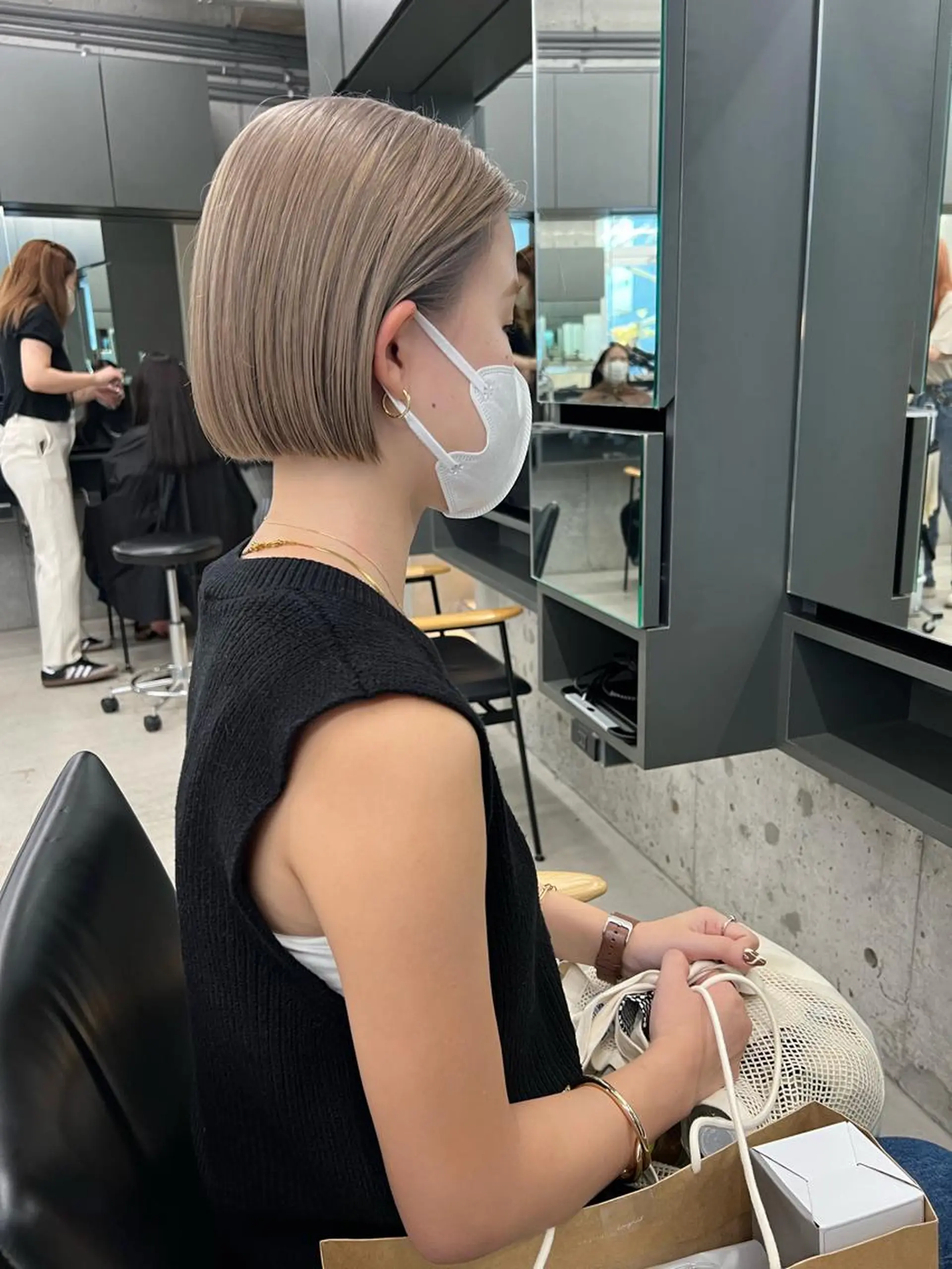 ショート カラー ベージュカラー ボブ sakoda shunkiのヘアスタイル