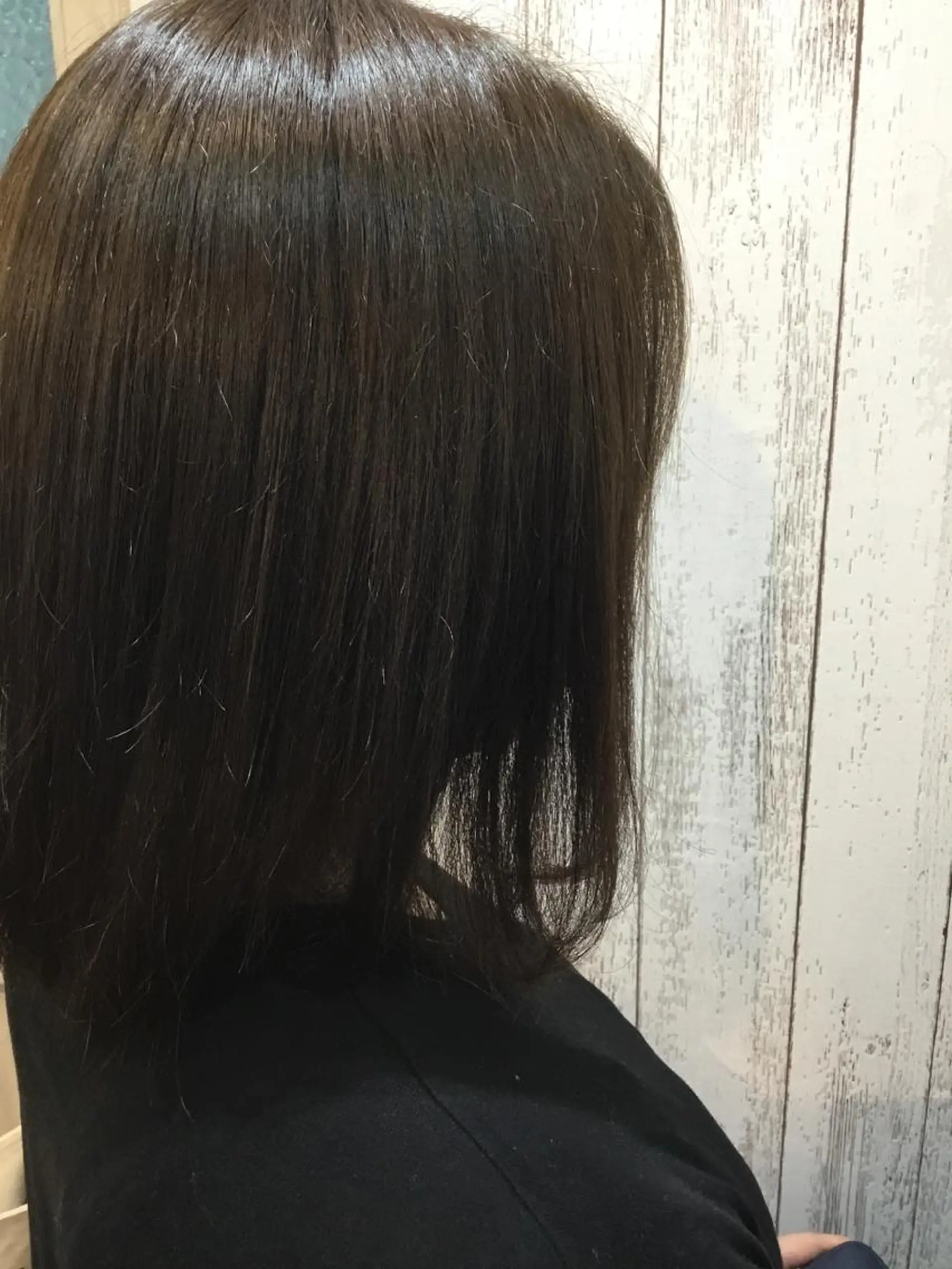 ミディアム カラー embrace エンブレイスのヘアスタイル