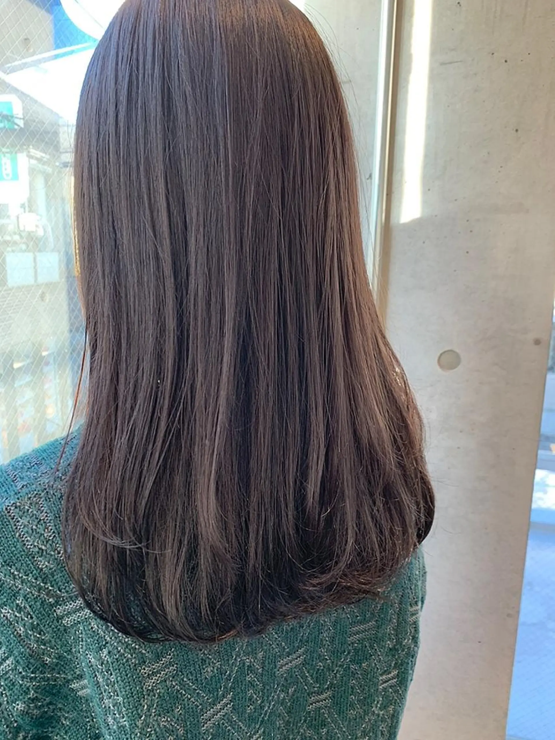 ミディアム カラー conne&riri所属・MA YUのヘアスタイル