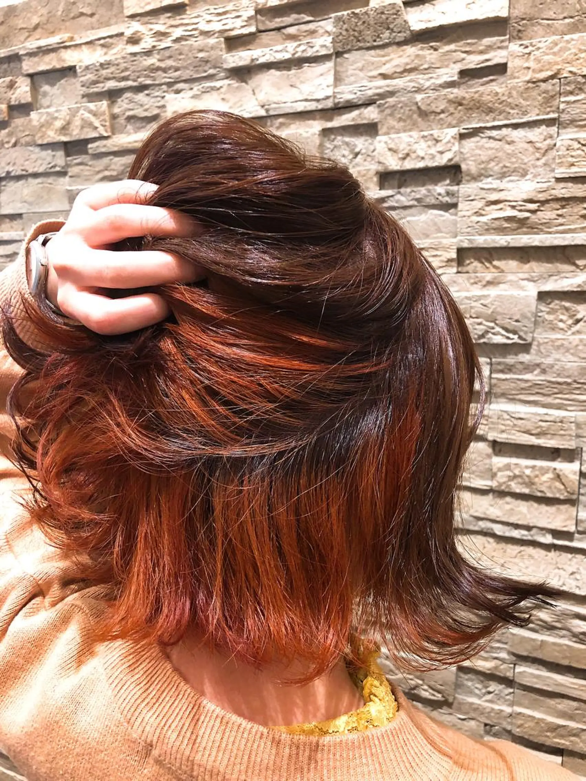 ミディアム カラー パーマ ヘアアレンジ インナーカラー オレンジ 立川 allu所属・立川 allu|細谷 ションのヘアスタイル