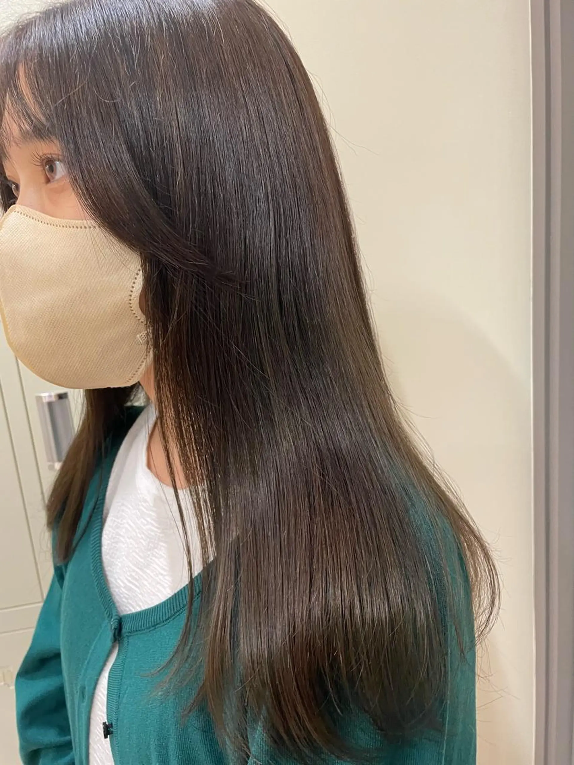 ロング kotona フジイのヘアスタイル