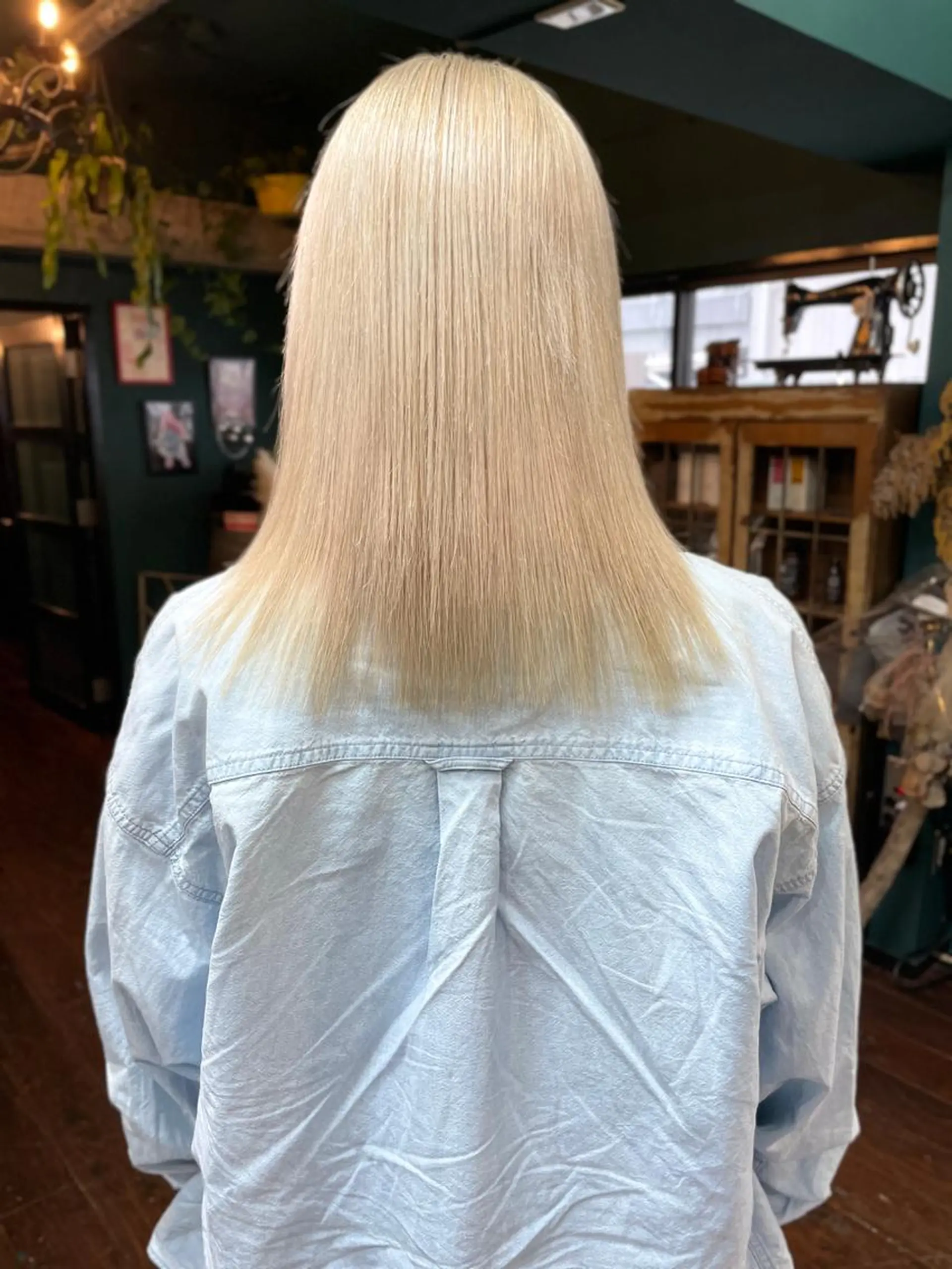 セミロング カット ヘアカラー トリートメント vivre libre所属・vivre libreのヘアスタイル