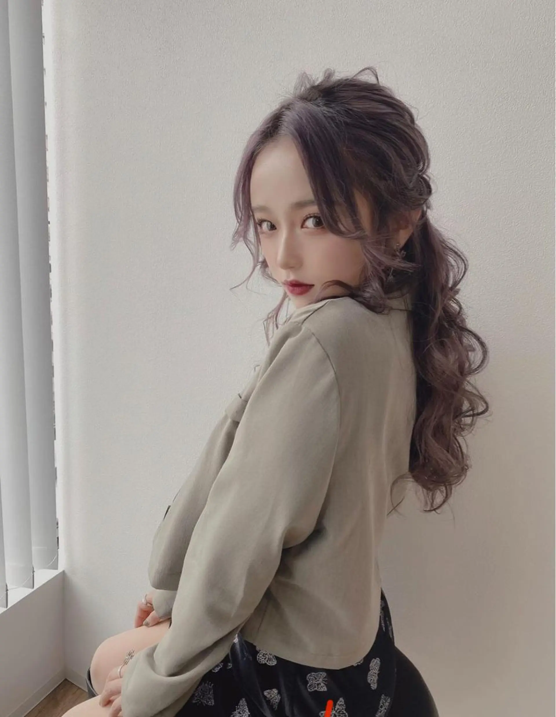 ロング カラー ヘアアレンジ autre所属・大久保 ひでなりのヘアスタイル