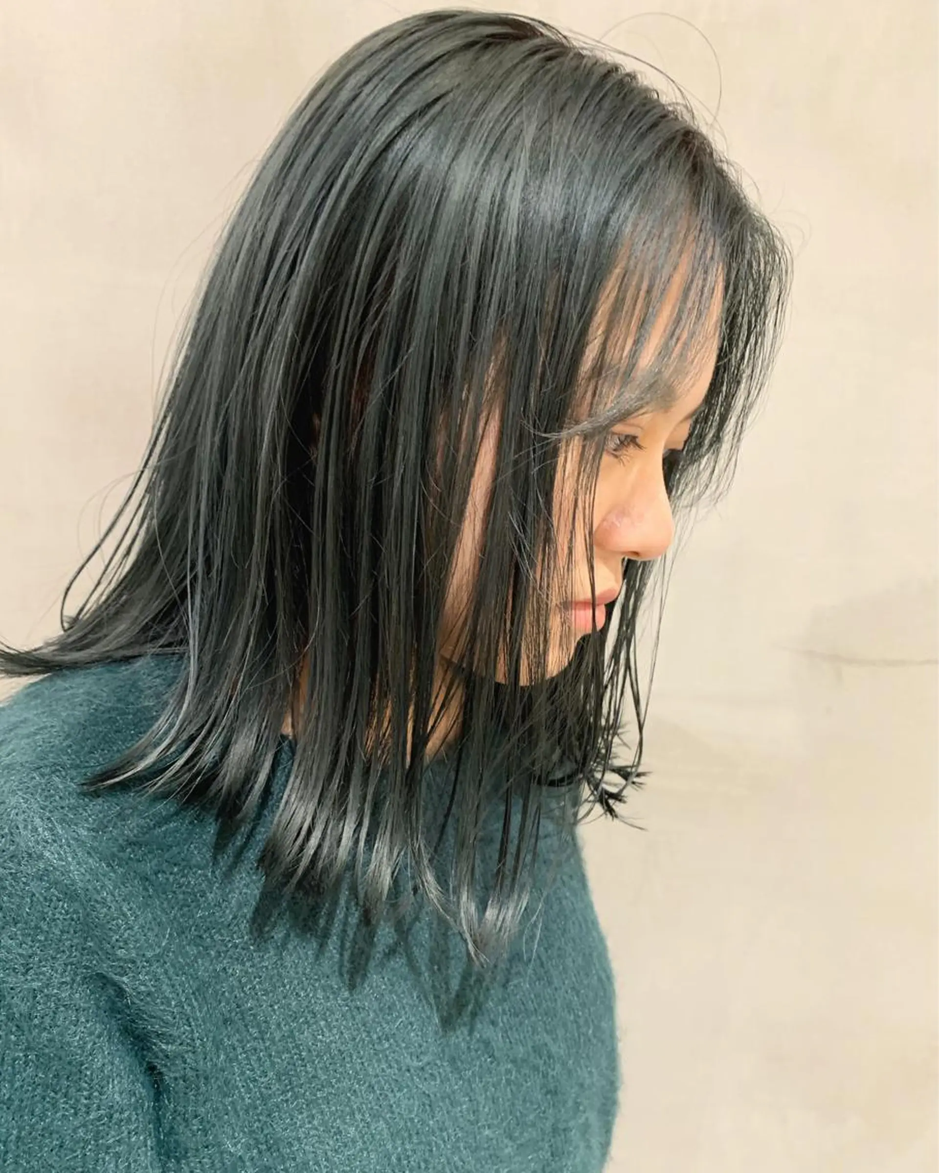 ミディアム カラー ヘアカラー トリートメント 優 作のヘアスタイル