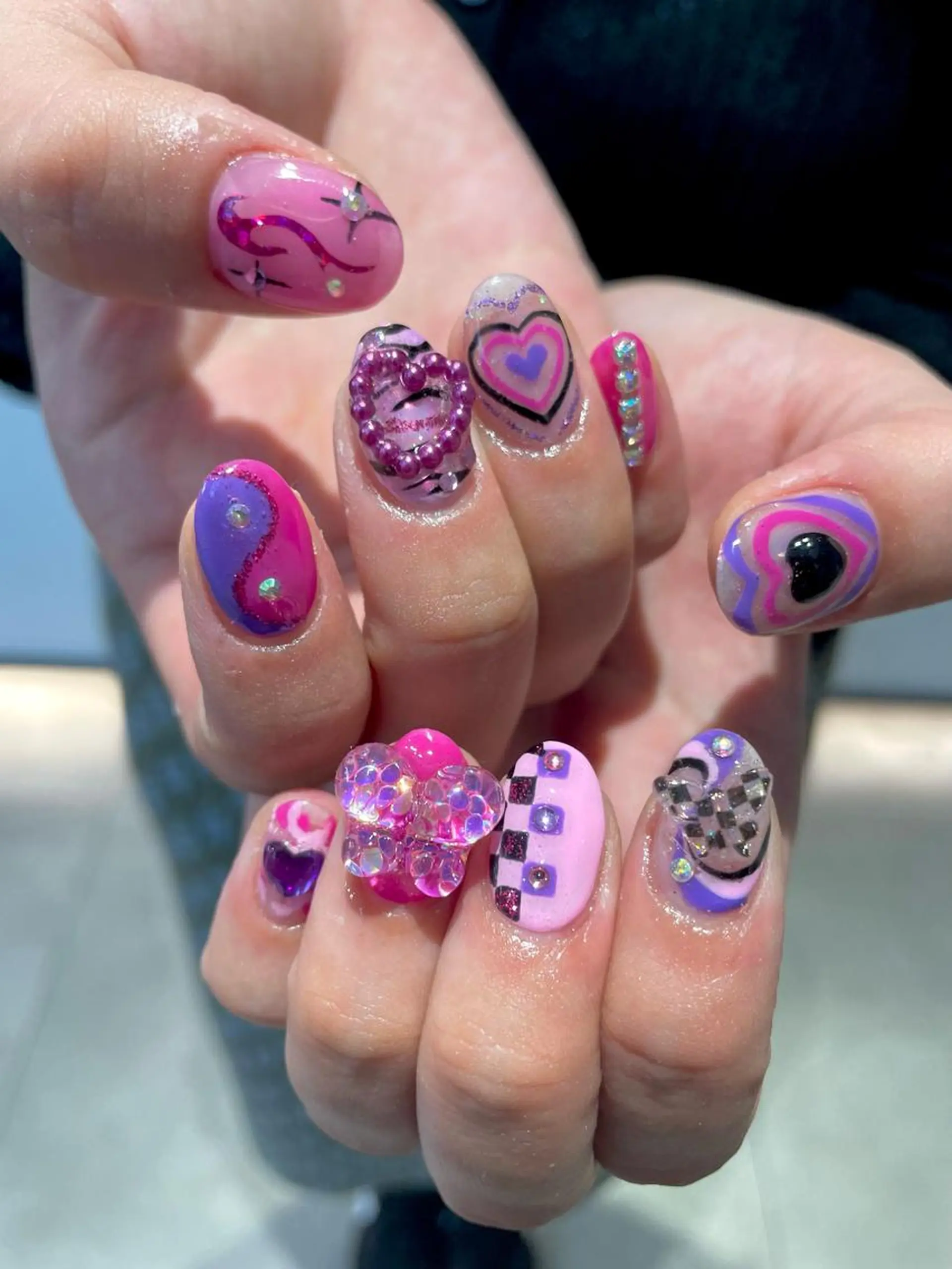 ネイル Shiori･:* 💫のネイルデザイン