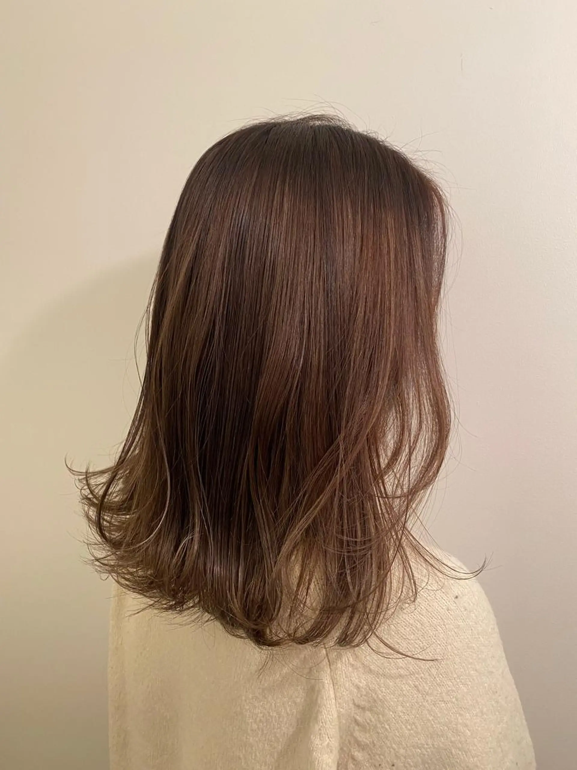 カラー Manaka🟤 Musiiik　今泉のヘアスタイル