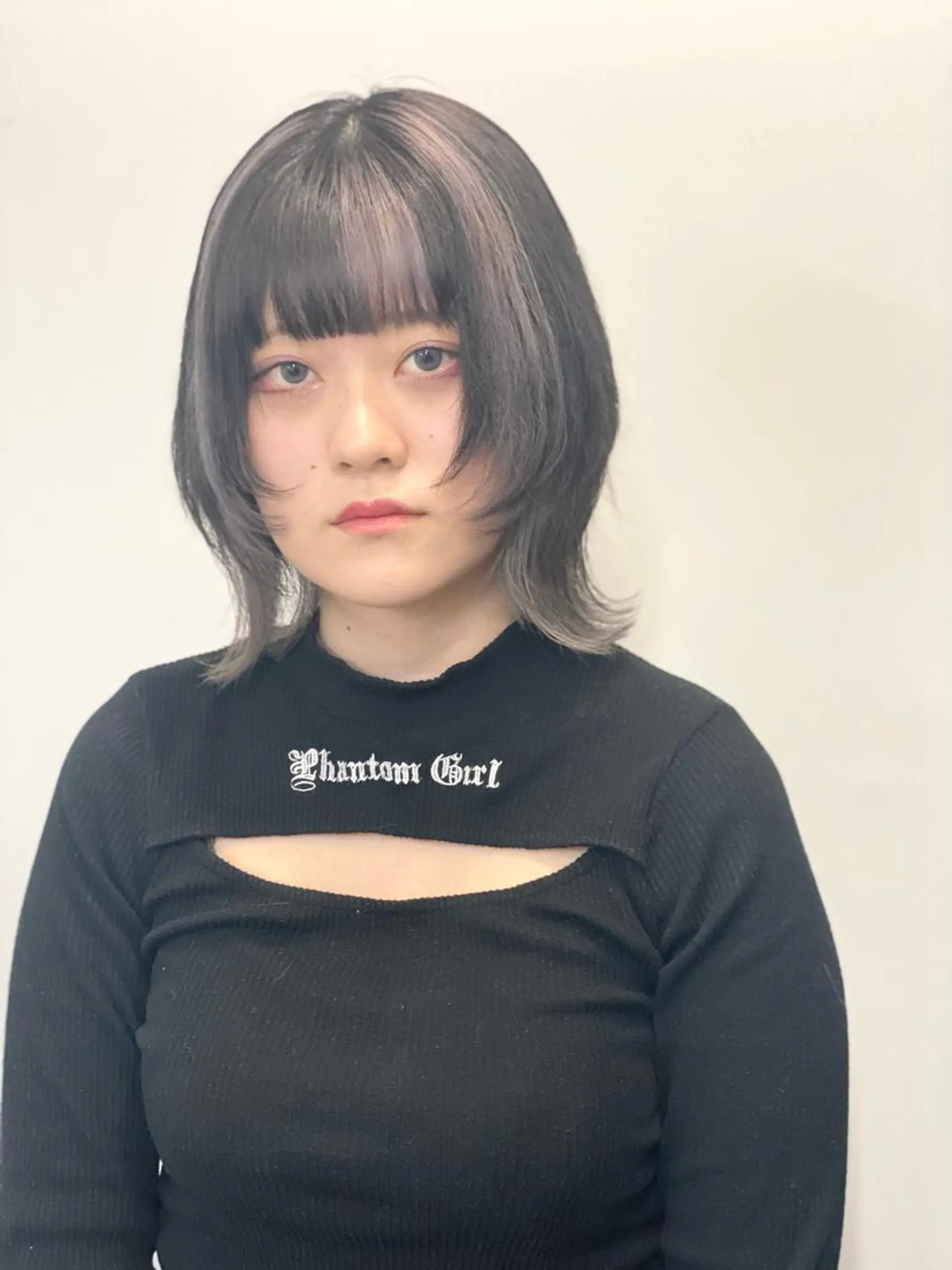 ショート カラー ブリーチ デザインカラー ハイトーンカラー 似合わせカット ウルフカット sunc所属・レイヤーカット ワンホンヘアそうたのヘアスタイル