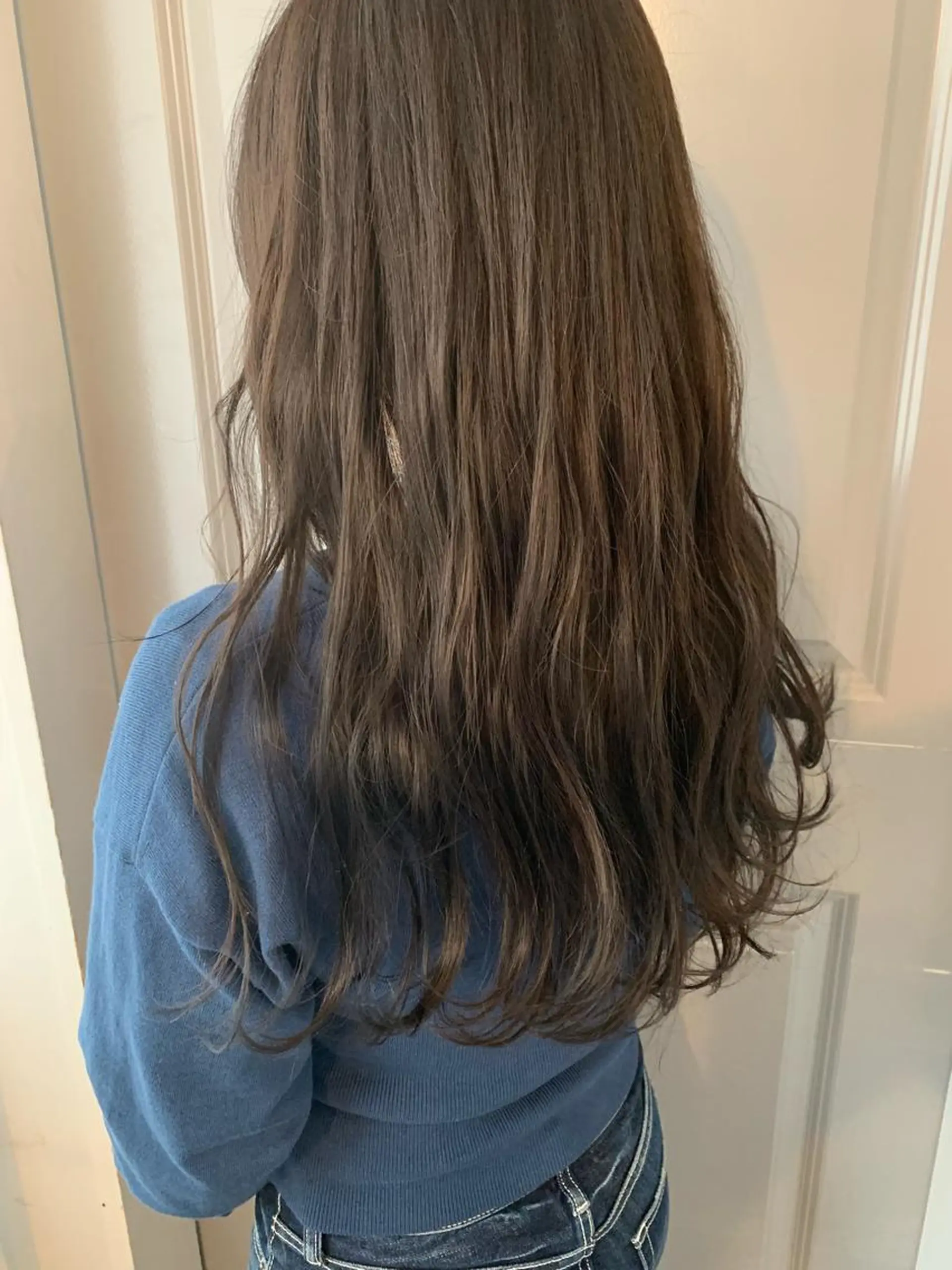 カラー グレージュ ミント 古賀 侑磨のヘアスタイル