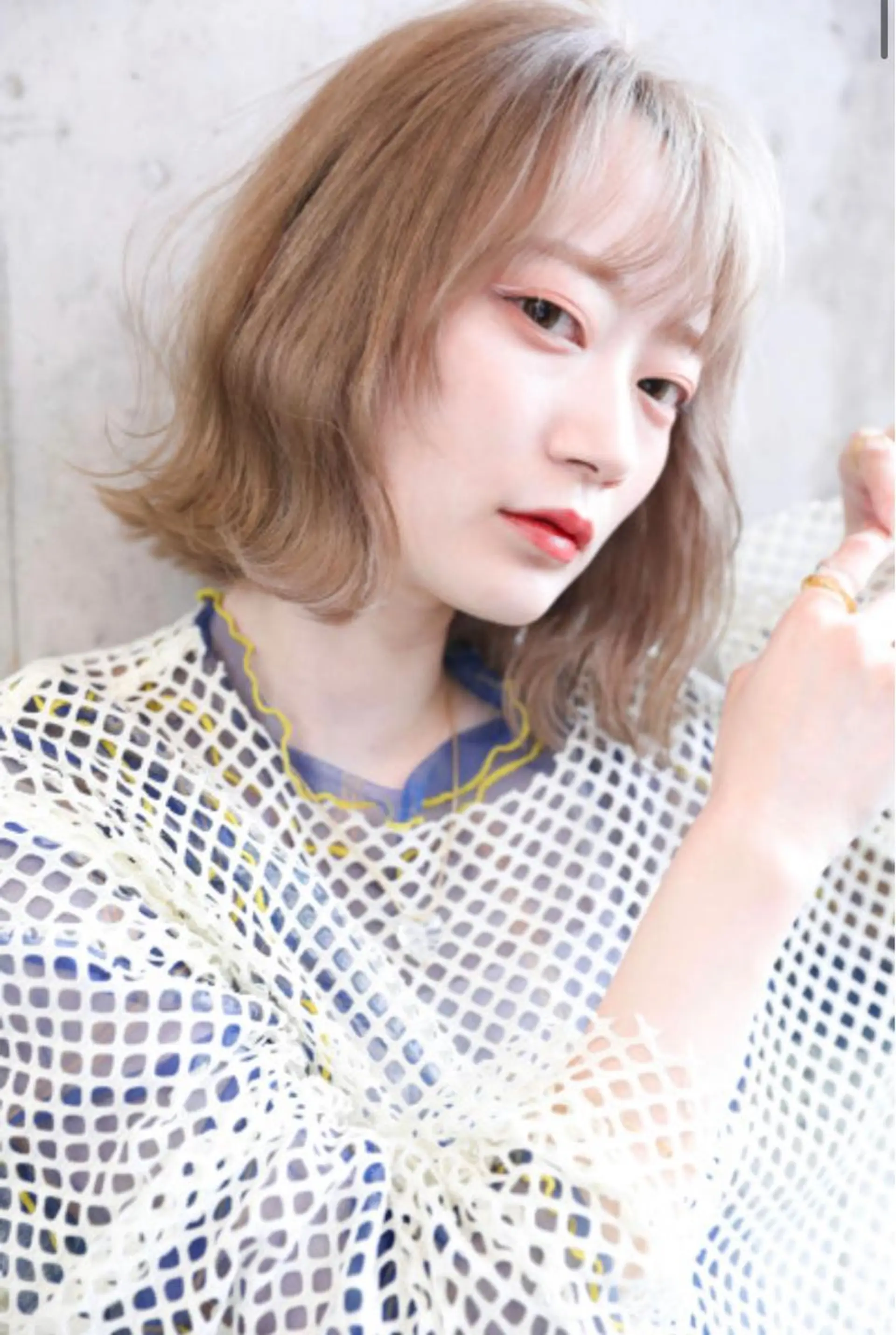 ミディアム ent所属・安本 瑠愛のヘアスタイル