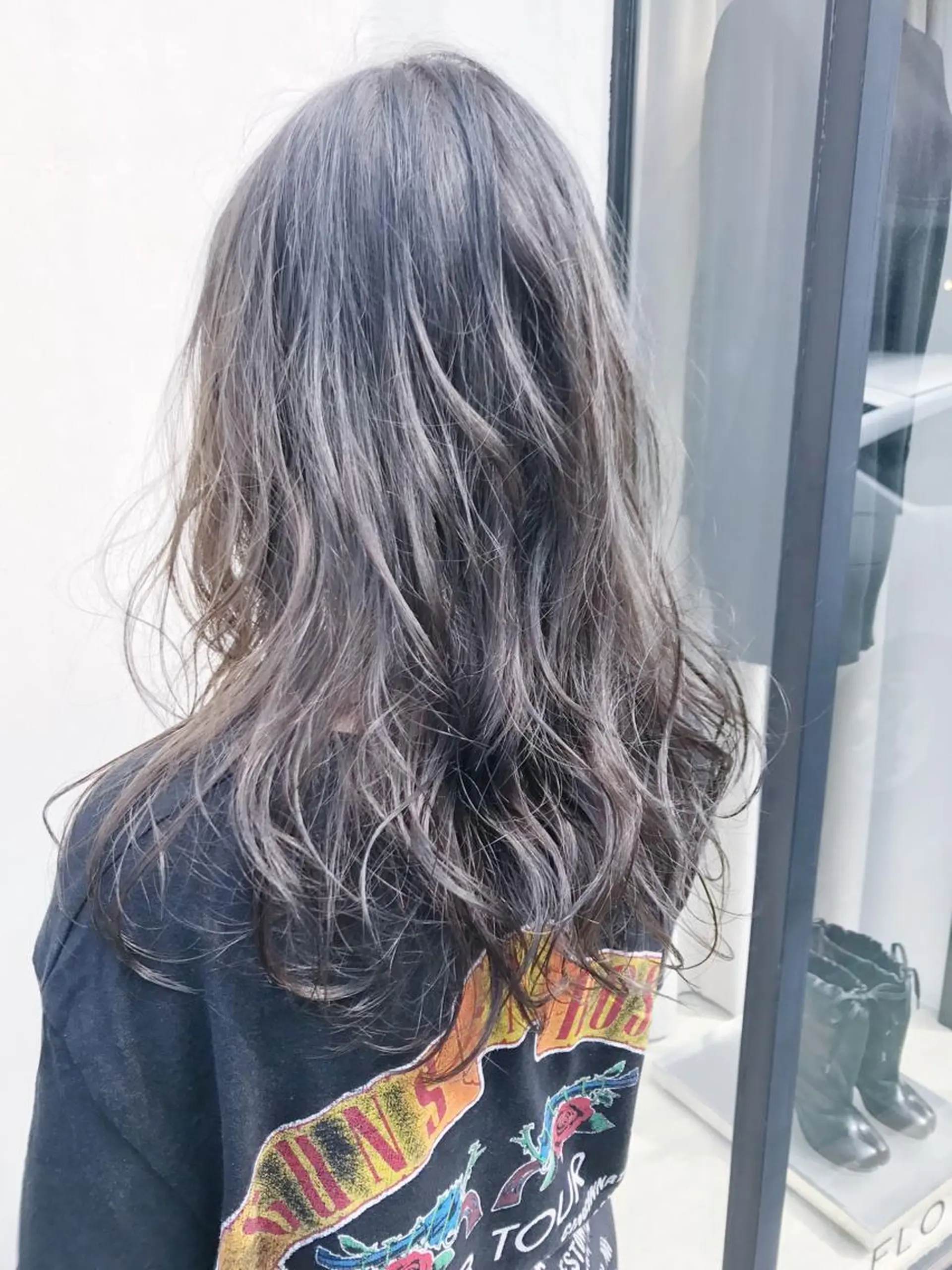 セミロング カラー グラデーションカラー グレージュ DUMBO所属・【完全マンツー 恵比寿】佐藤 翔のヘアスタイル