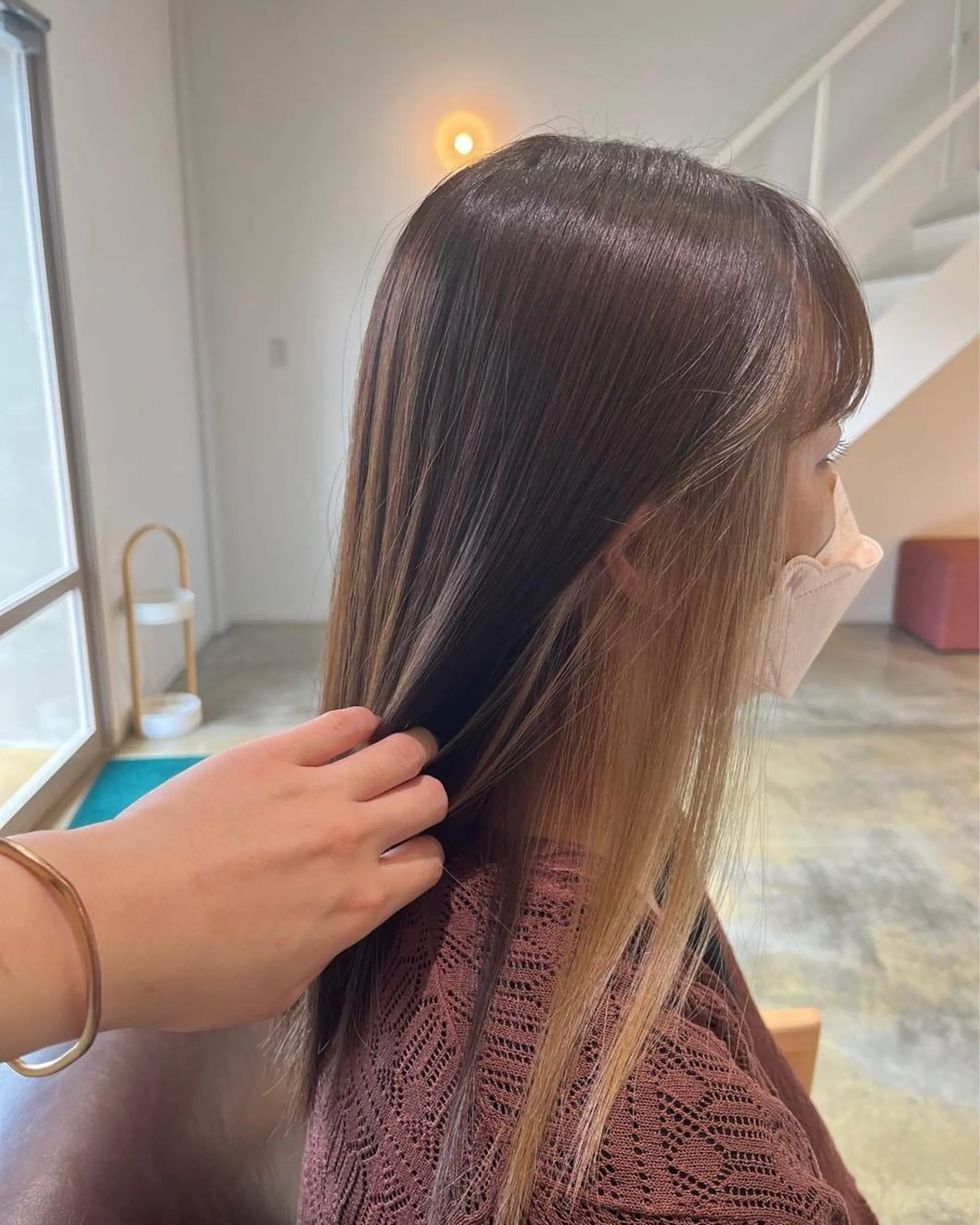 ロング カラー アッシュ ベージュカラー ブリーチ ケアブリーチ ダブルカラー 🌼あんなtrend color🌼のヘアスタイル