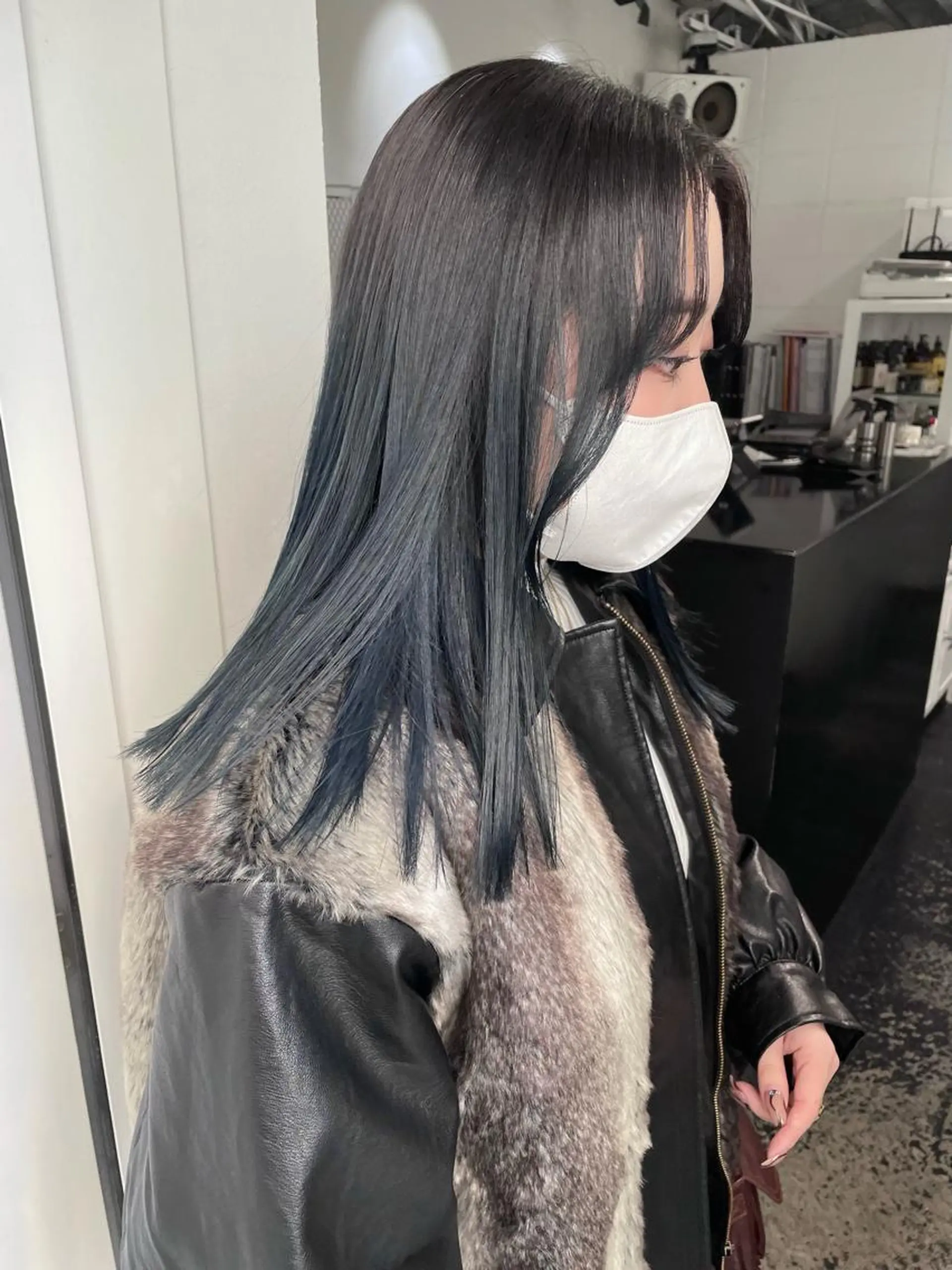 セミロング カラー パーマ ヘアアレンジ メンズ キッズ ネイル マツエク・マツパ アイブロウ メンズバレイヤージュ メンズブリーチ メンズハイライト メンズハイトーン メンズインナーカラー カット ヘアカラー トリートメント 艶ハイトーン/ヘア アレンジAYAKAのヘアスタイル