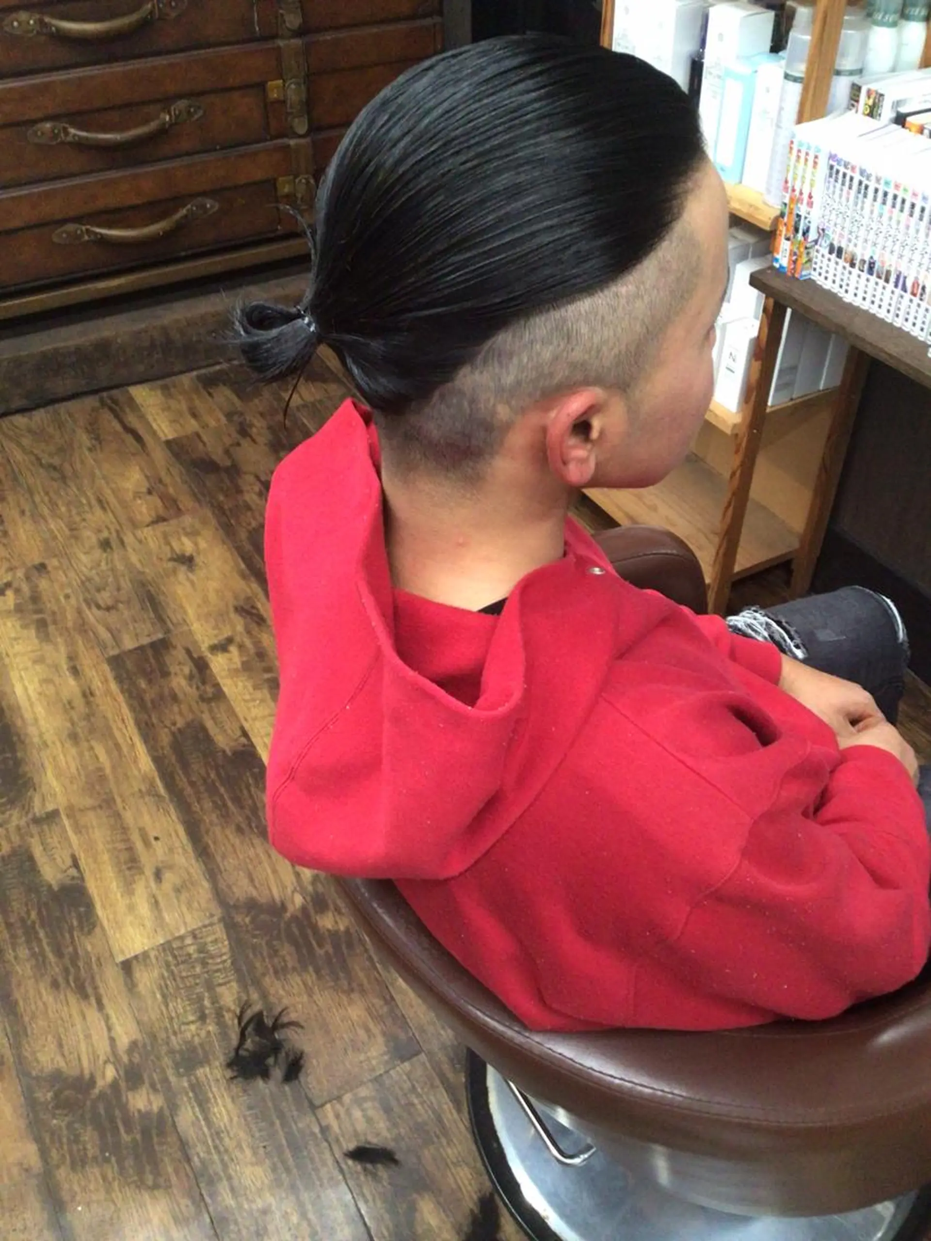 メンズ マンバンヘア カット 香川 裕基のヘアスタイル