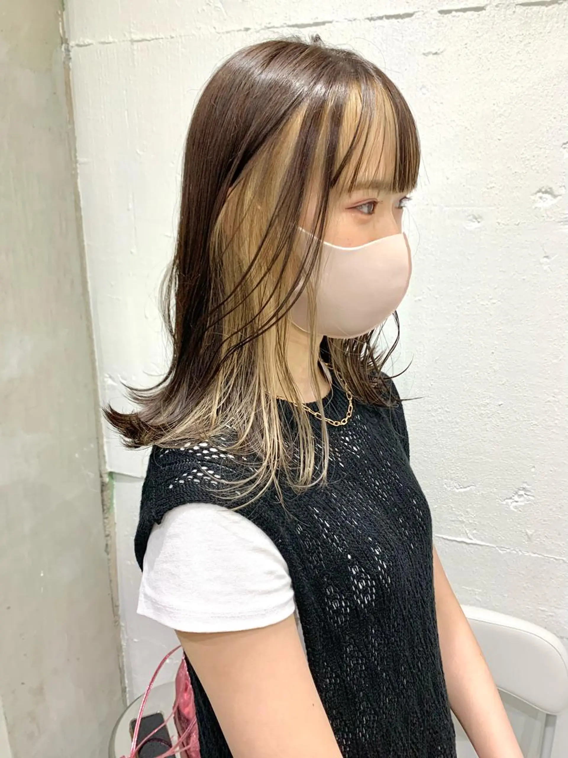 ミディアム ミディアムレイヤー ミストバング 顔周りカット ヨシンモリ 韓国風ヘア カット ヘアカラー トリートメント ヘアセット ニュアンスハイトーン 🌙サイダサキのヘアスタイル