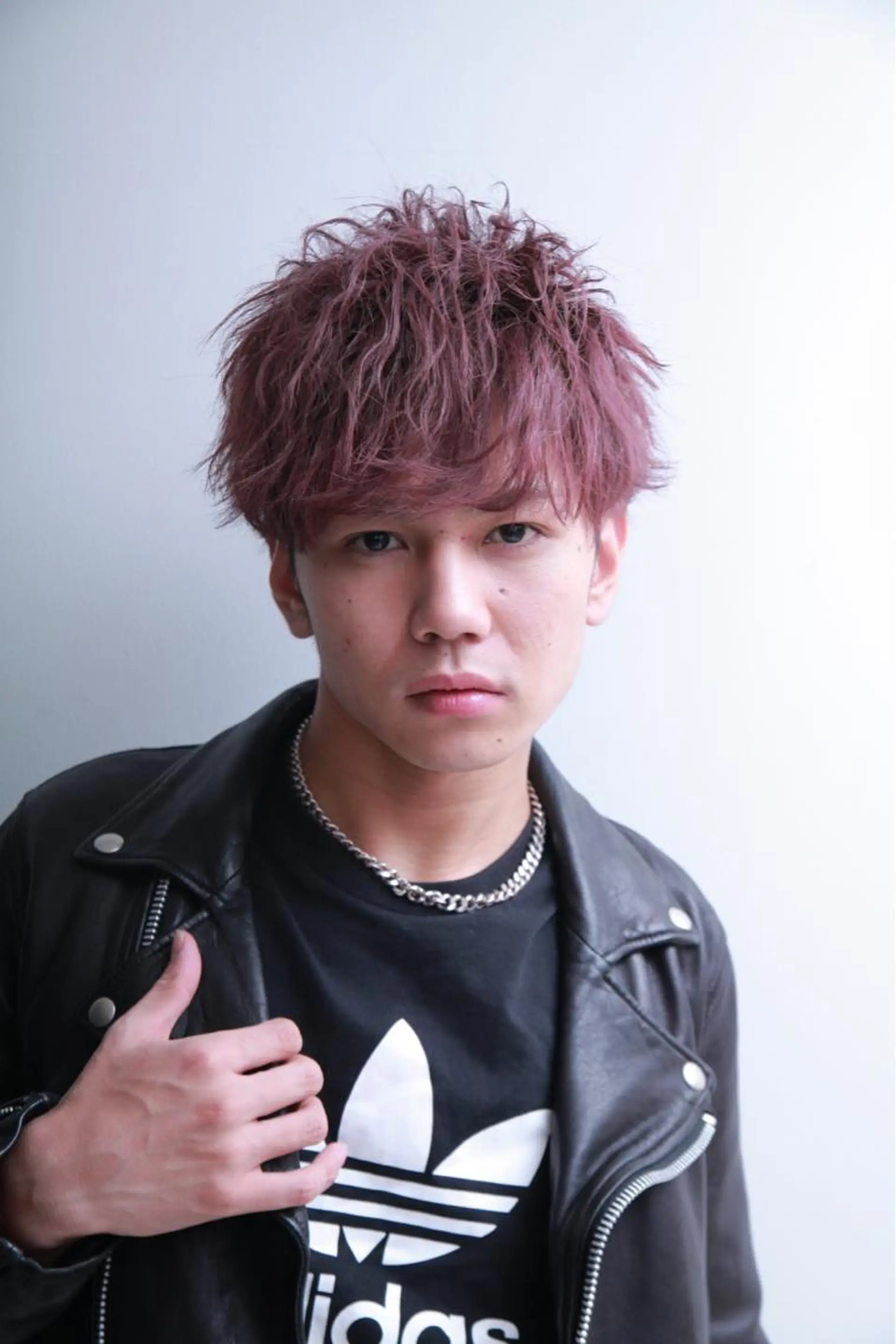 カラー メンズ 黒川 真伍のヘアスタイル