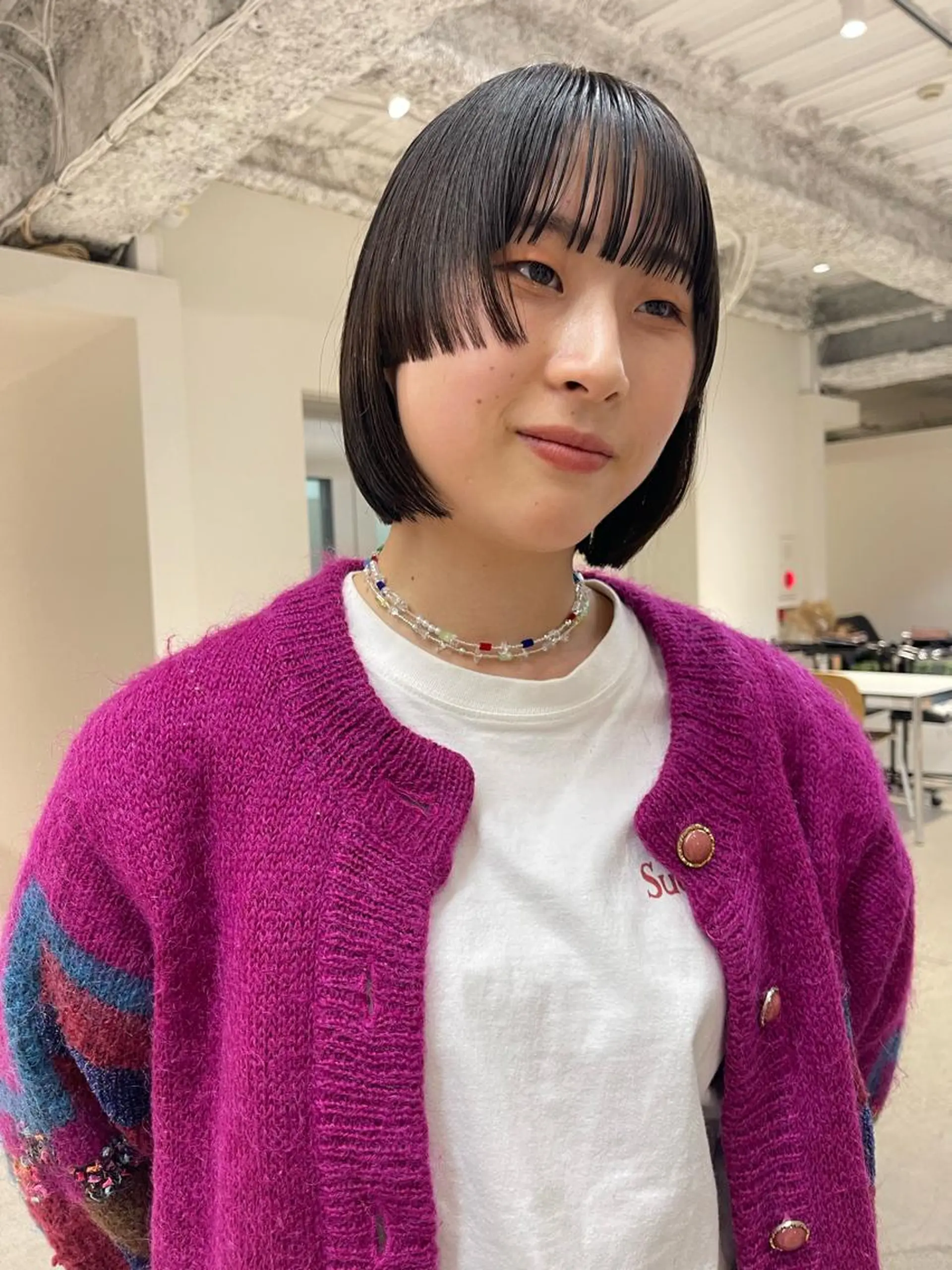 ショート oma　袮次金 鈴香のヘアスタイル
