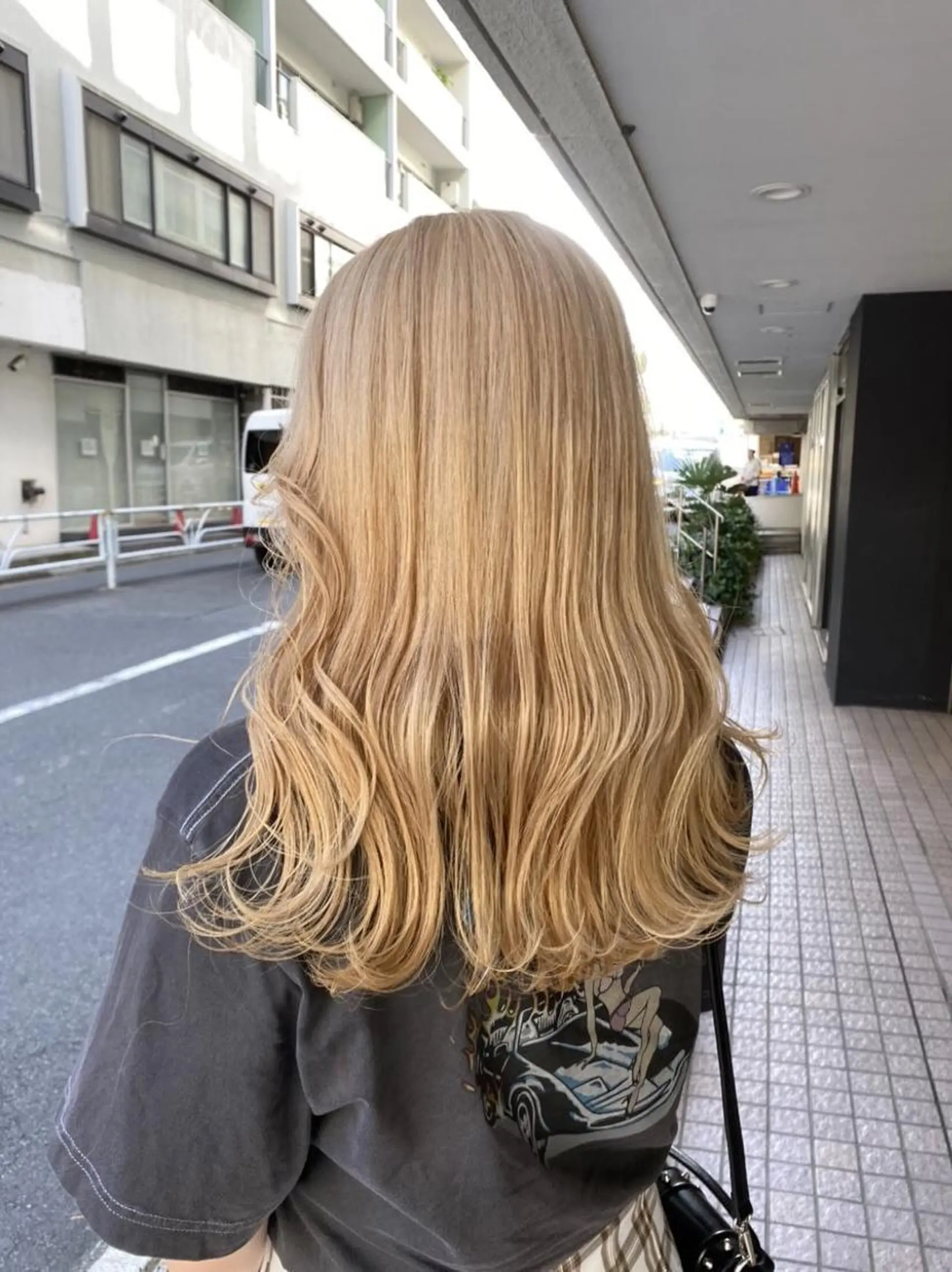 カラー ヘアカラー 似合わせ艶カラー🪽 ひかる🪽🩶のヘアスタイル