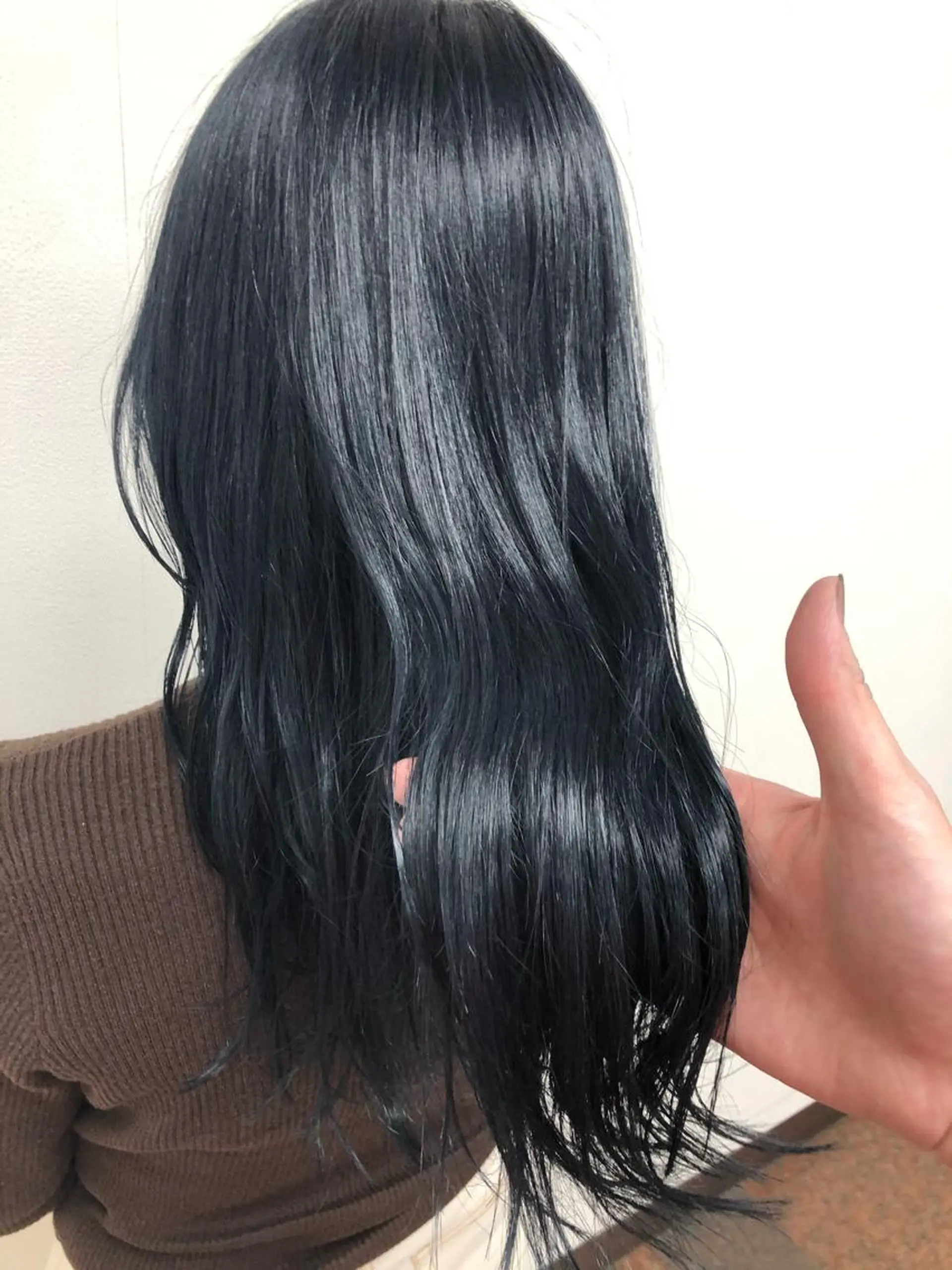 ロング カット ヘアカラー トリートメント シンタニ ナオトのヘアスタイル