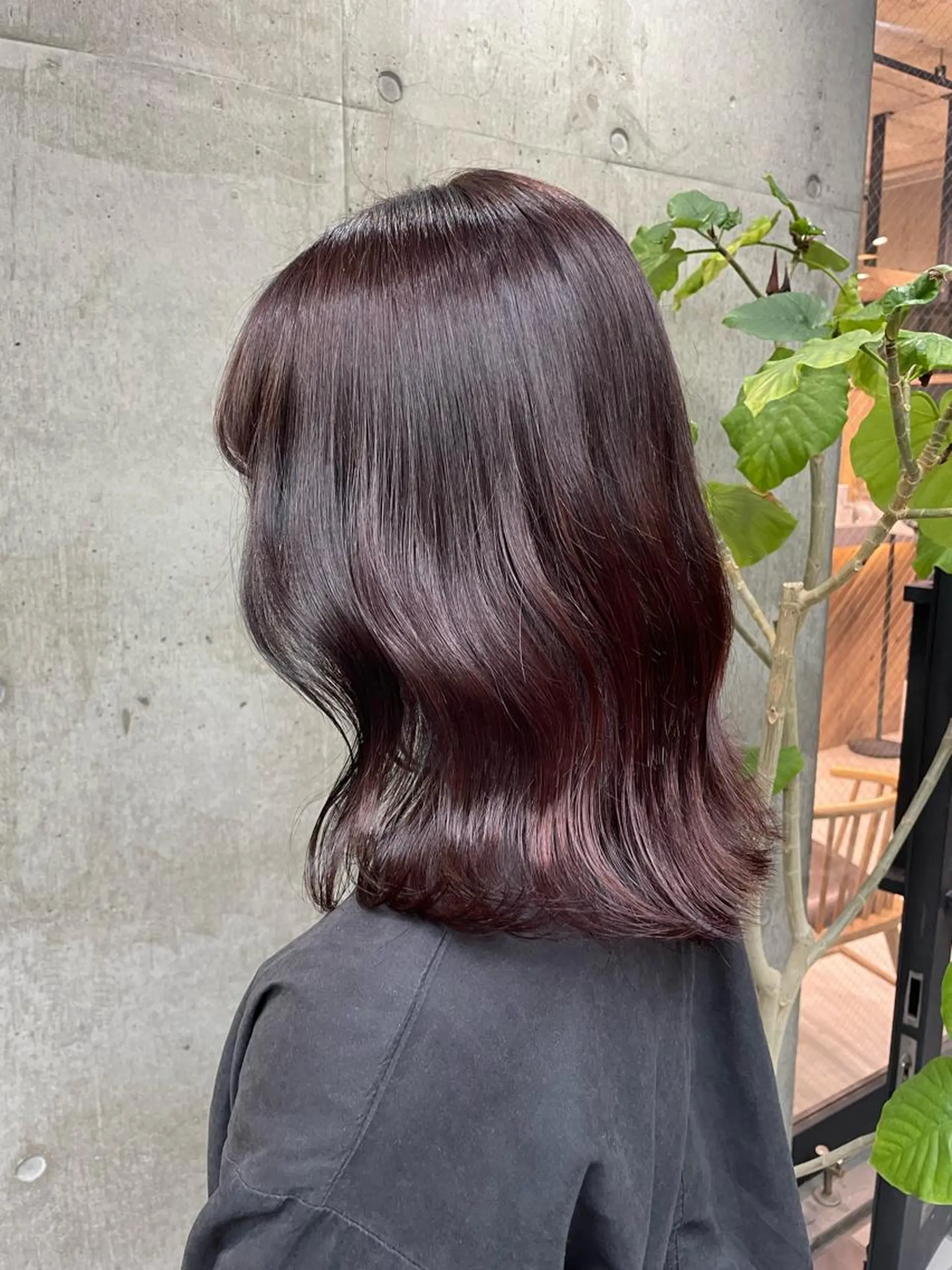 ミディアム 🦋MAHO🦋 デザインカラーのヘアスタイル