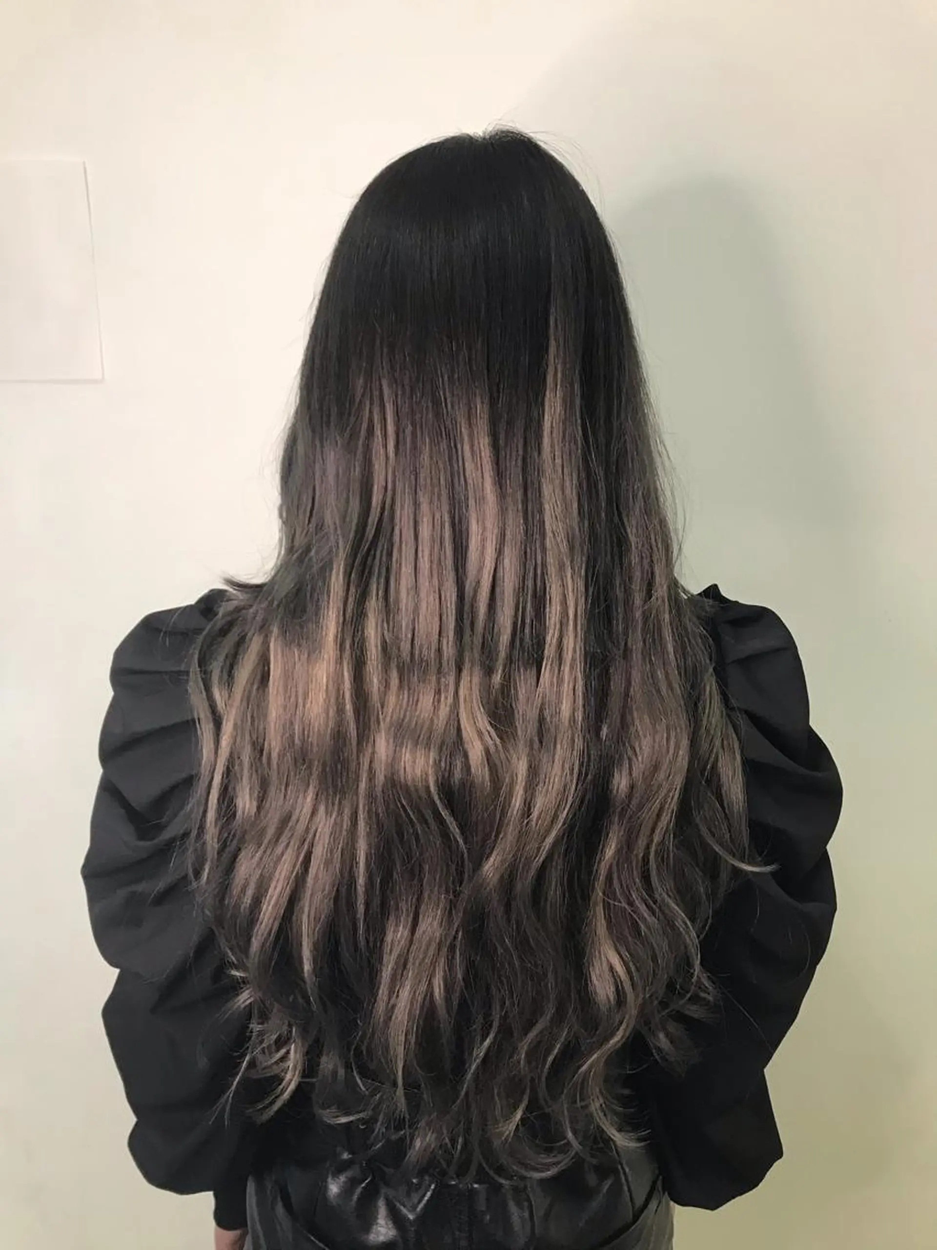 ロング カラー シールエクステ ダークグレー エクステ ていねい技術No.1 🌈諏訪 健太のヘアスタイル