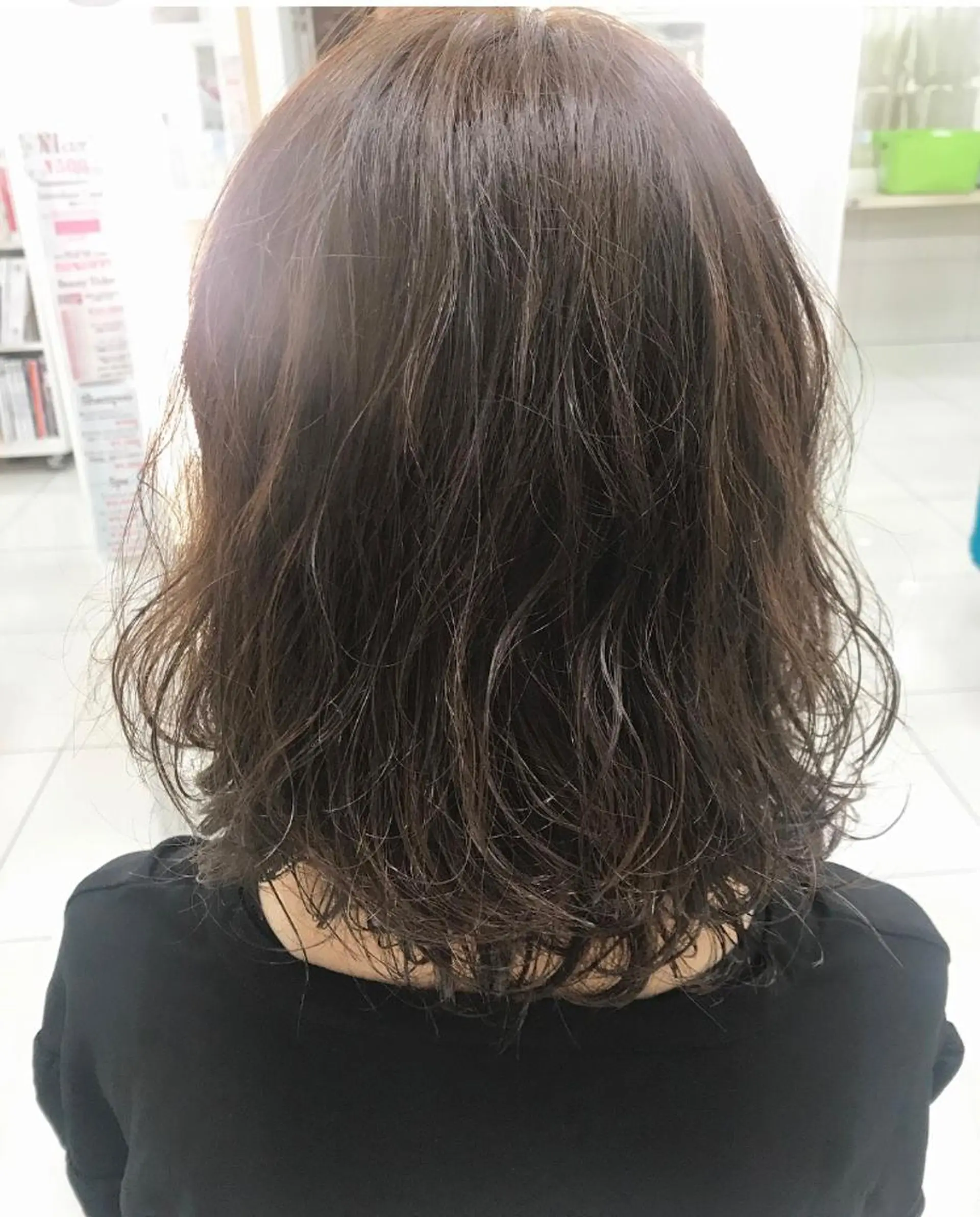 ミディアム 大澤 碧のヘアスタイル