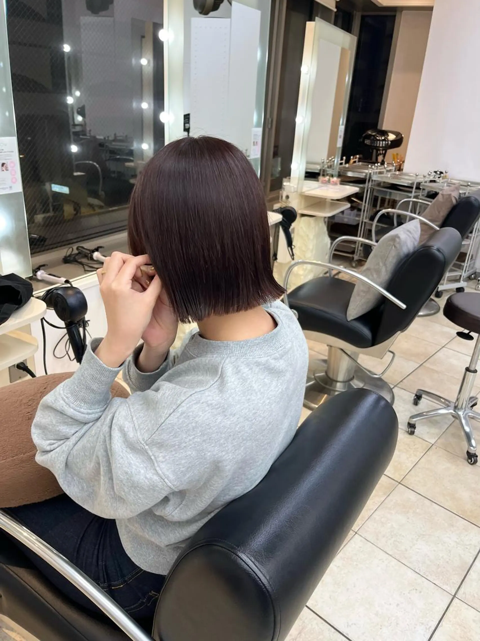 ショート ボブ MITSUKI🤍 モテ髪×韓国レイヤーのヘアスタイル