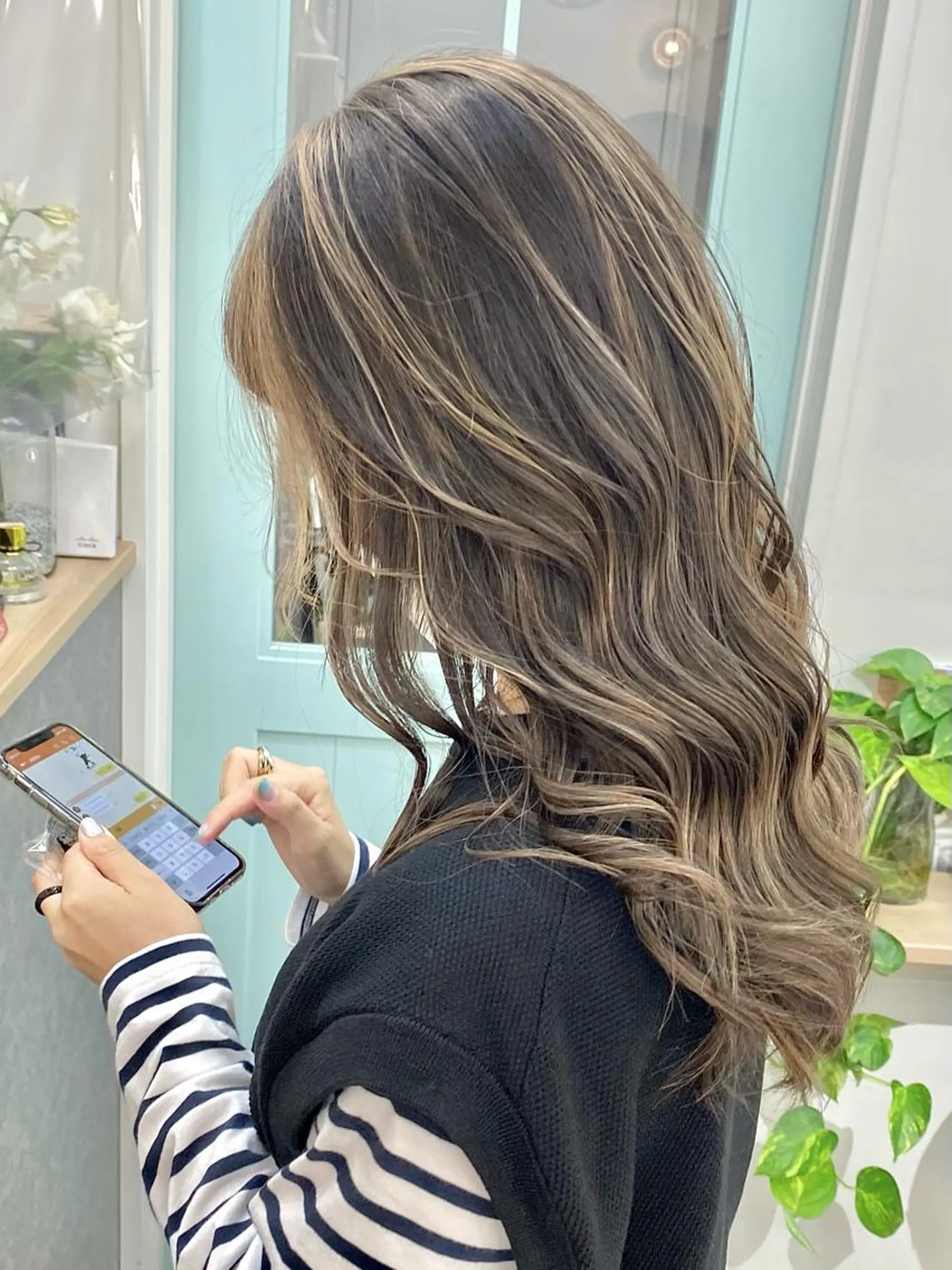ロング カラー ハイライトカラー ハイライト ヘアカラー トリートメント ヘアセット 💘カラー特化美容師 尾崎拓己のヘアスタイル