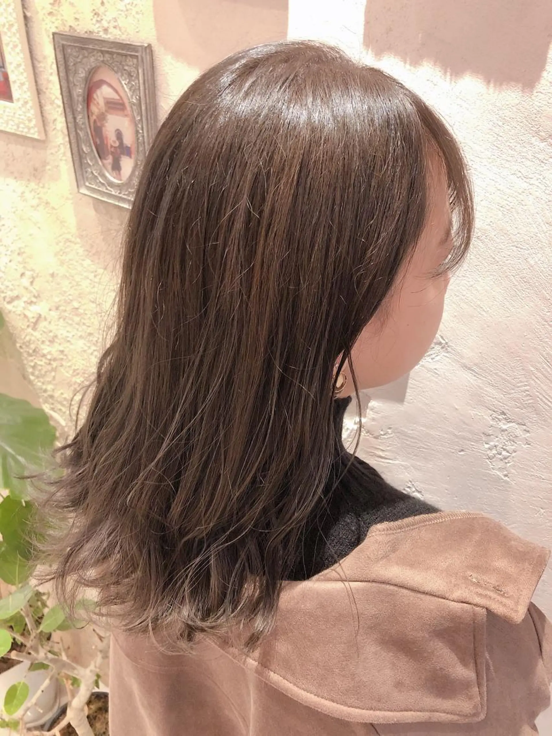 ミディアム アッシュ カット ヘアカラー トリートメント 代表山口ひな 髪質改善のプロのヘアスタイル