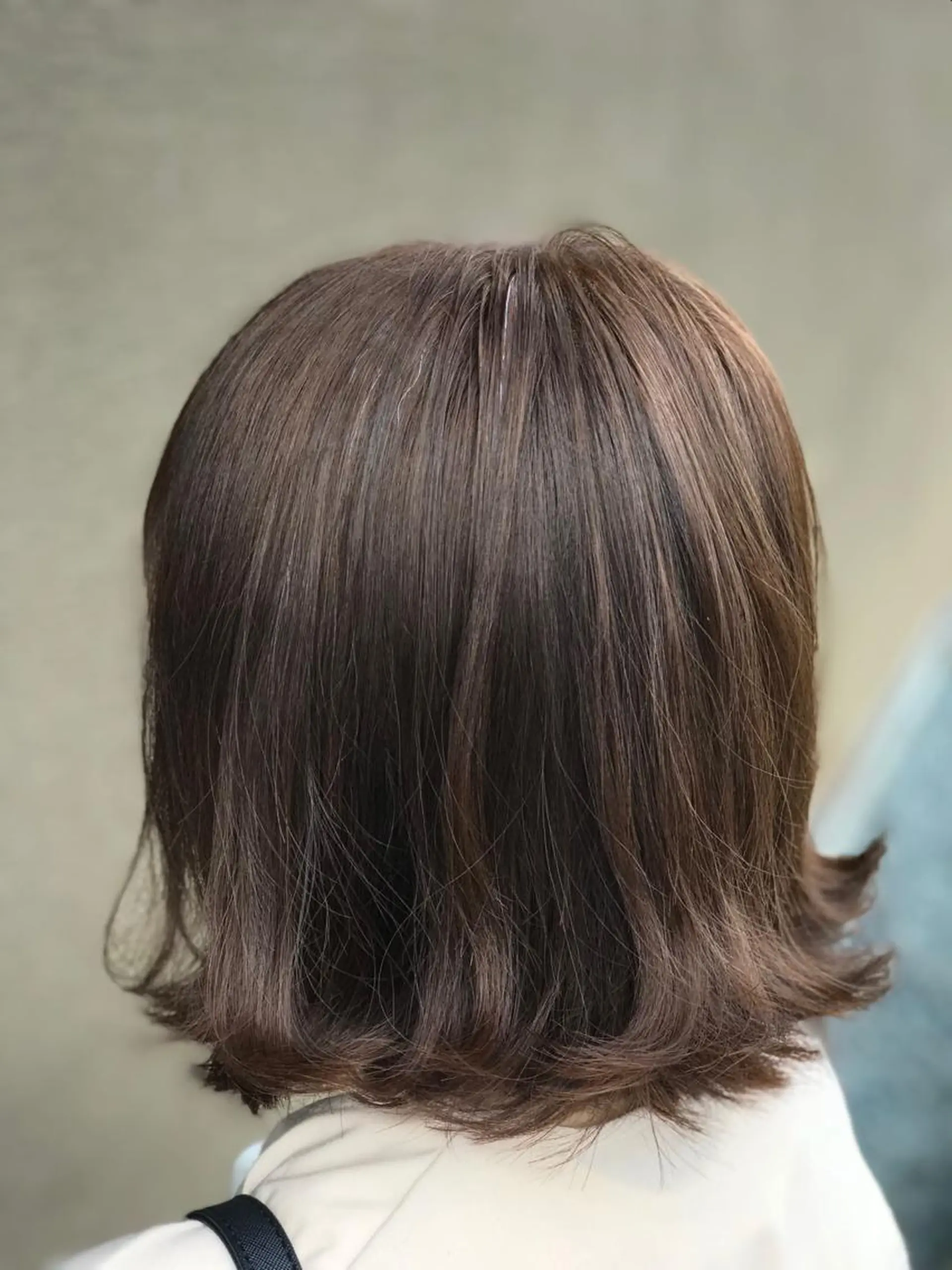 カラー アッシュ 透明感カラー ラベンダーカラー ラベンダーアッシュ 佐山 聖玲奈のヘアスタイル