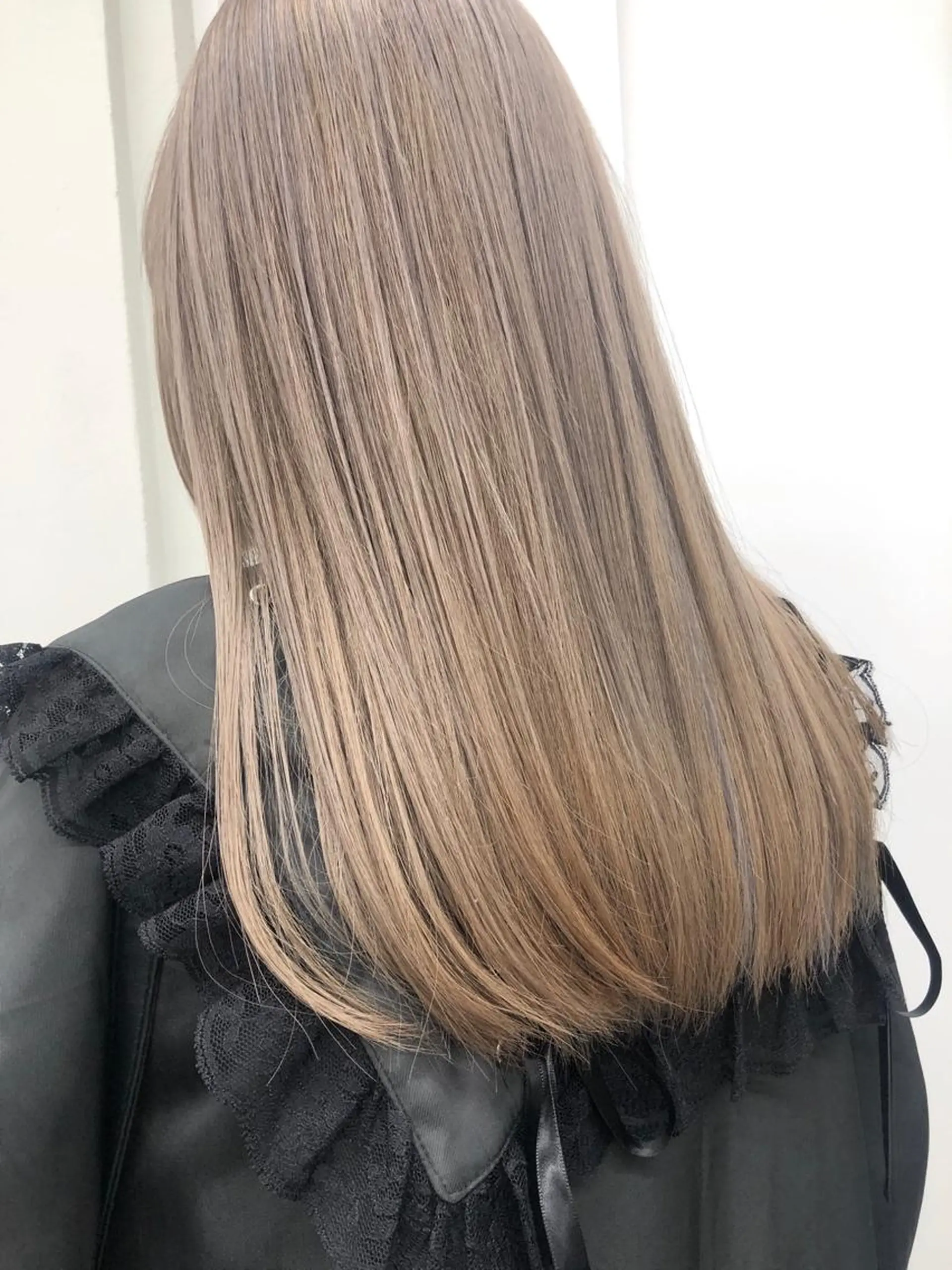 セミロング ヘアカラー トリートメント 小澤大輔 YOLO hairのヘアスタイル