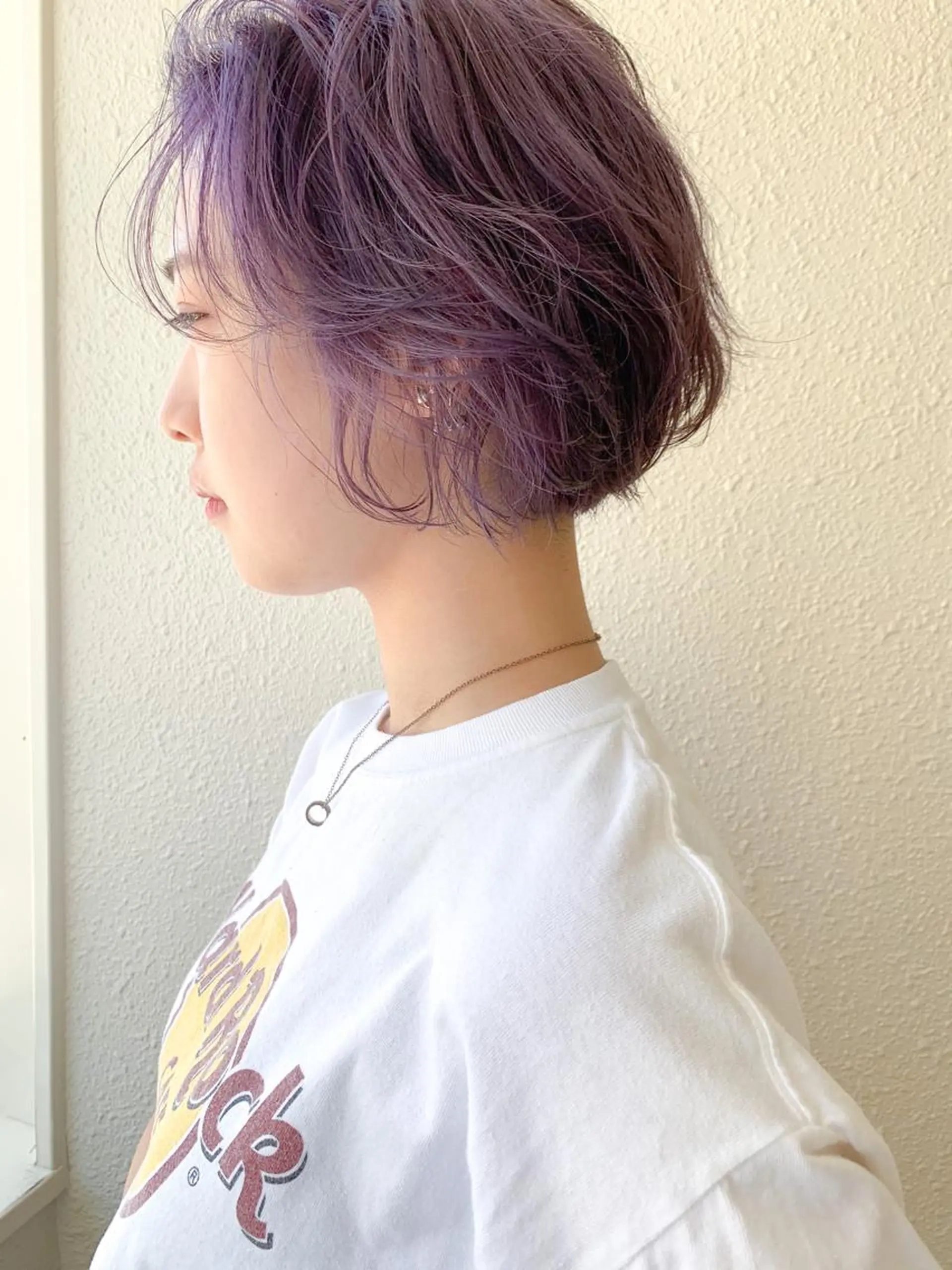 ミディアム カラー パープルカラー yoke 《ヨーク》のヘアスタイル