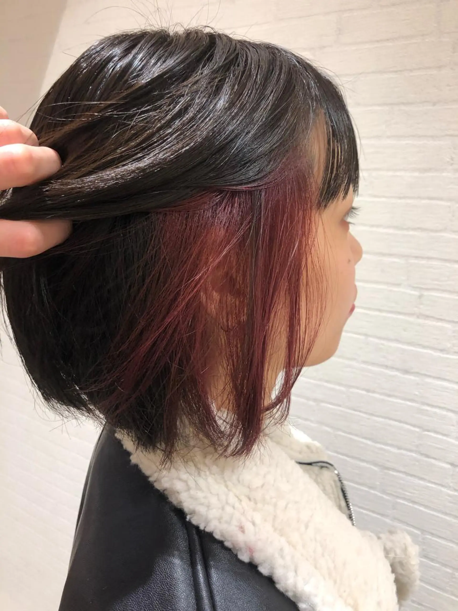 ショート カラー 岩永 梨玖のヘアスタイル