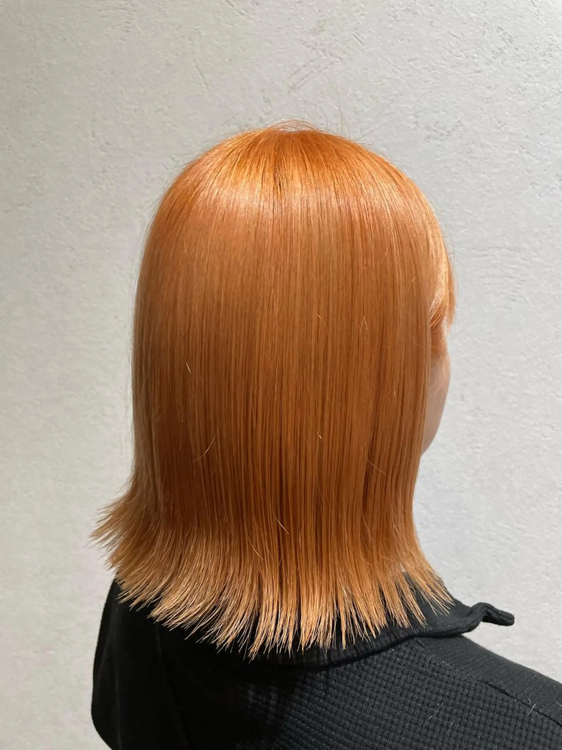 ミディアム カラー 岡村 真子のヘアスタイル