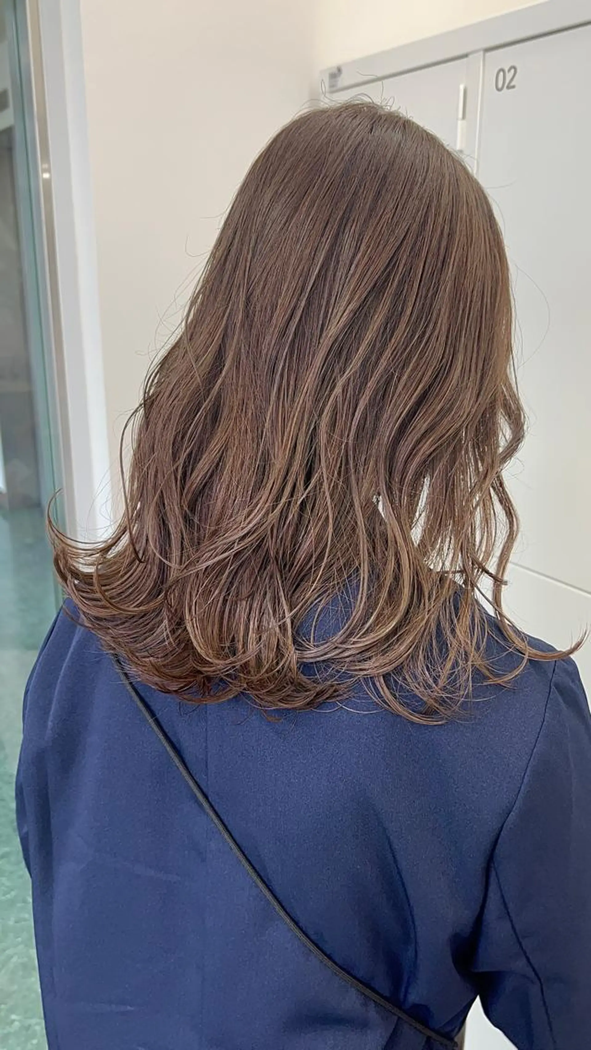 ミディアム カラー ベージュカラー カット ヘアカラー トリートメント Garland梅田 Sayakaのヘアスタイル