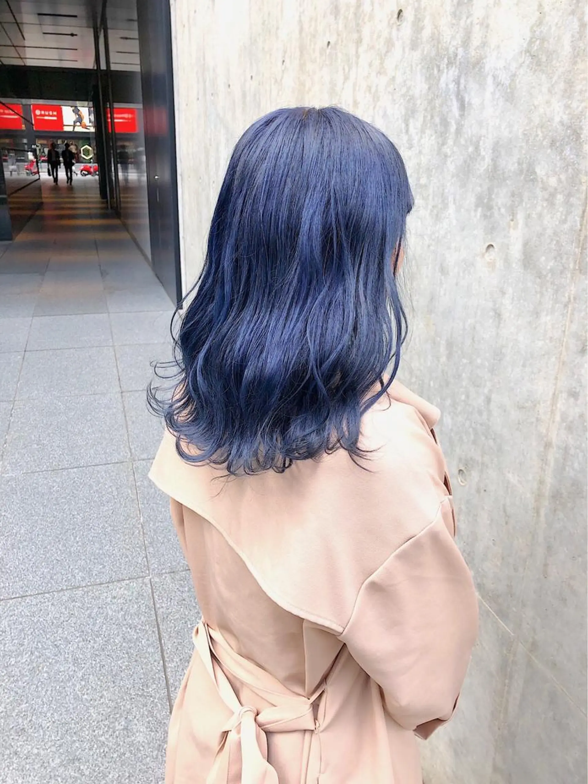 ロング アッシュ ハイライト レイヤーカット stylist ネネのヘアスタイル