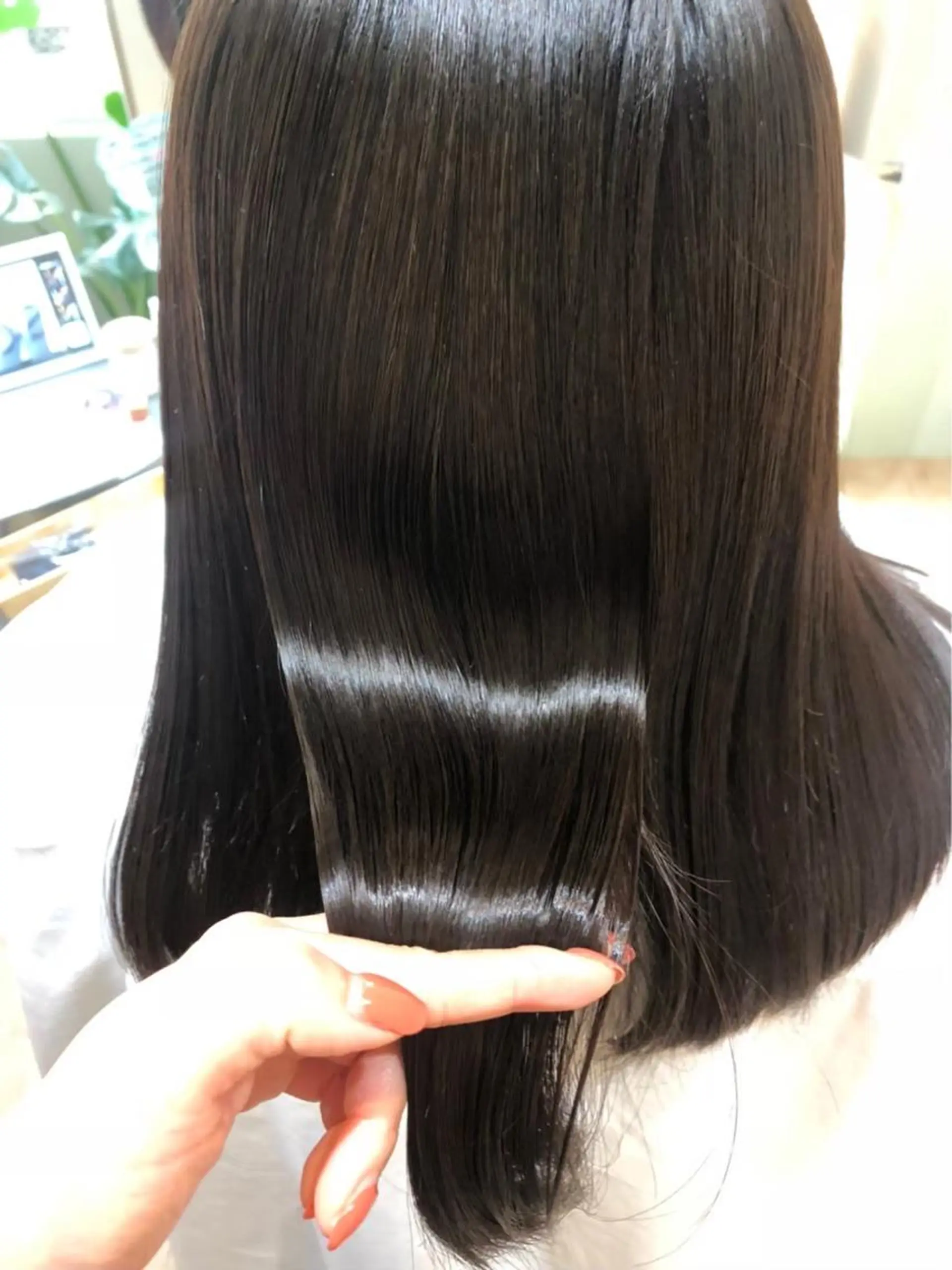 トリートメント 宮地 和のヘアスタイル