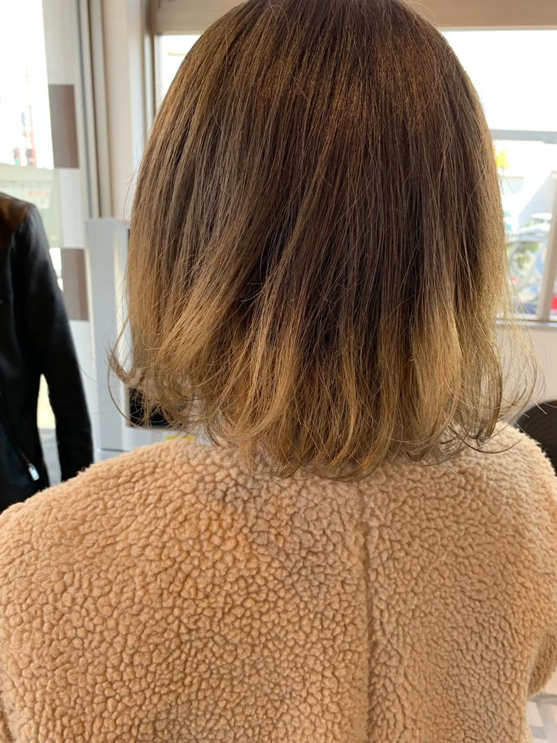 カラー 畠山 華奈のヘアスタイル