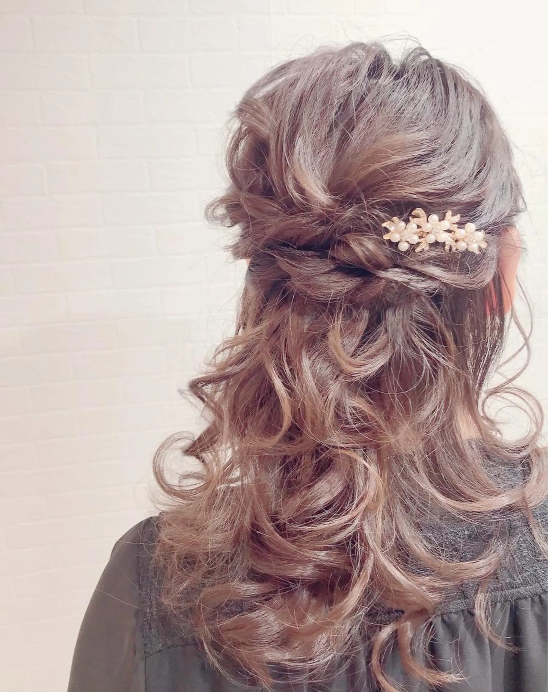 セミロング ヘアアレンジ ハーフアップ ヘアセット GRANLUSSO 〜グランルッソ駅前店所属・木口 嘉美のヘアスタイル