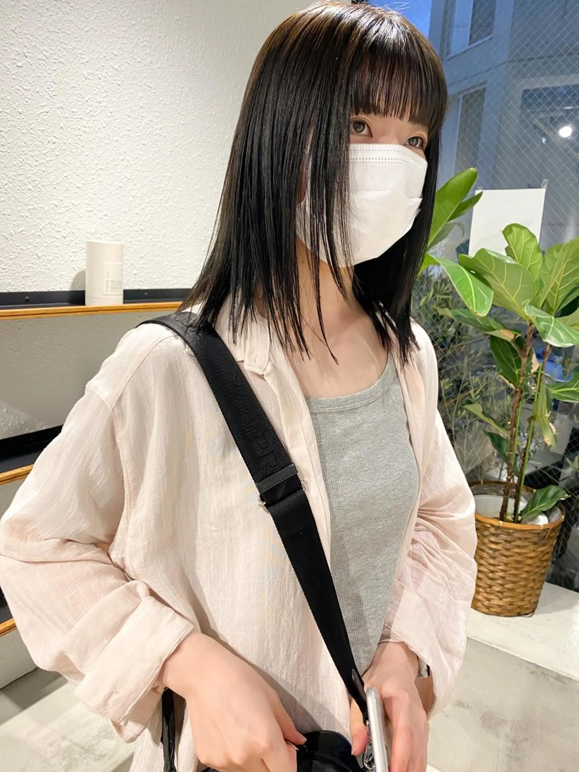 セミロング カラー パーマ ヘアアレンジ メンズ キッズ ネイル マツエク・マツパ 赤色 パーマスタイル🔅 sayacaのヘアスタイル