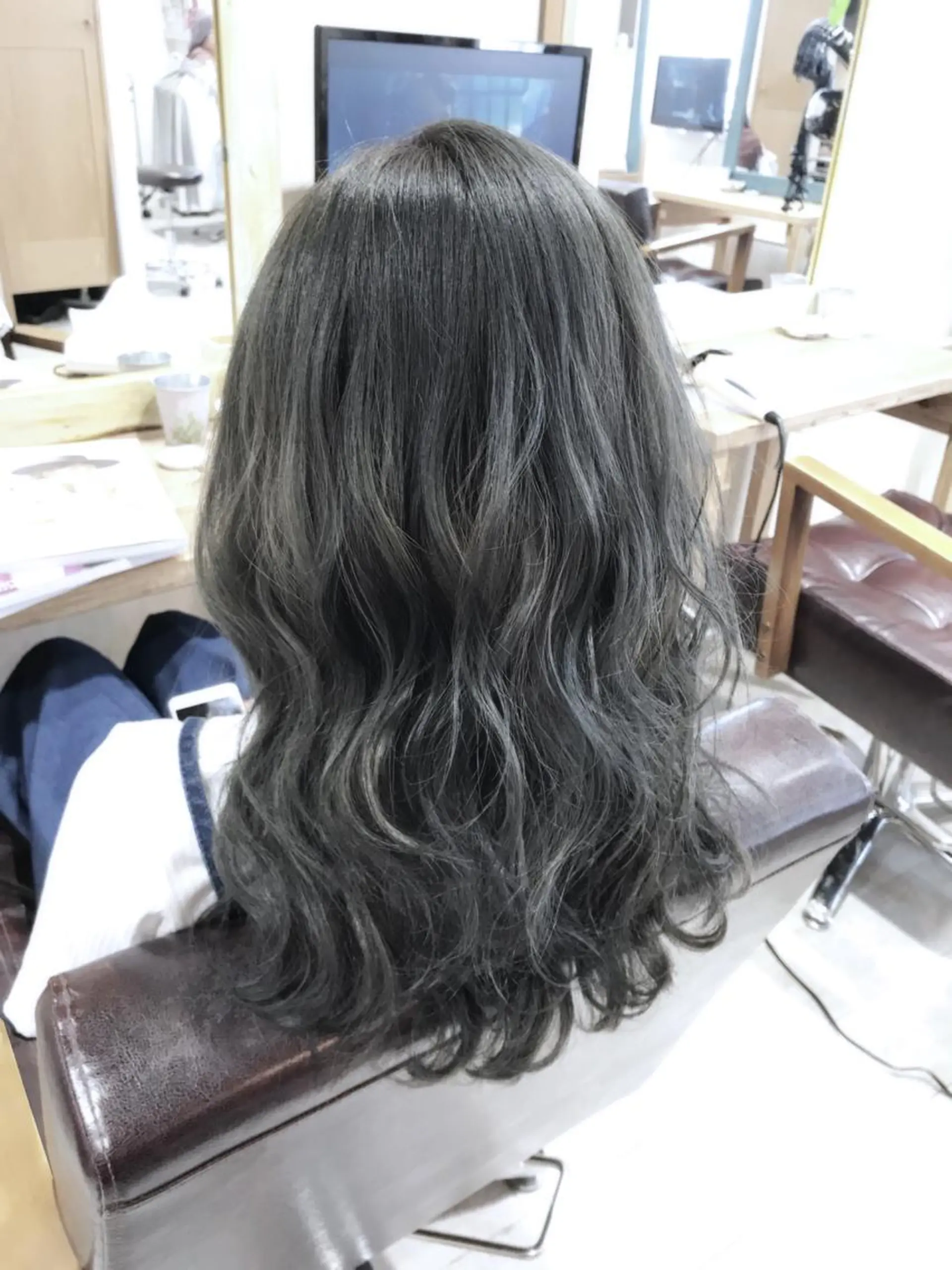 セミロング カラー パーマ ヘアアレンジ メンズ キッズ ネイル マツエク・マツパ カット ヘアカラー バレイヤージュ🌱 渡邉悟🌱のヘアスタイル