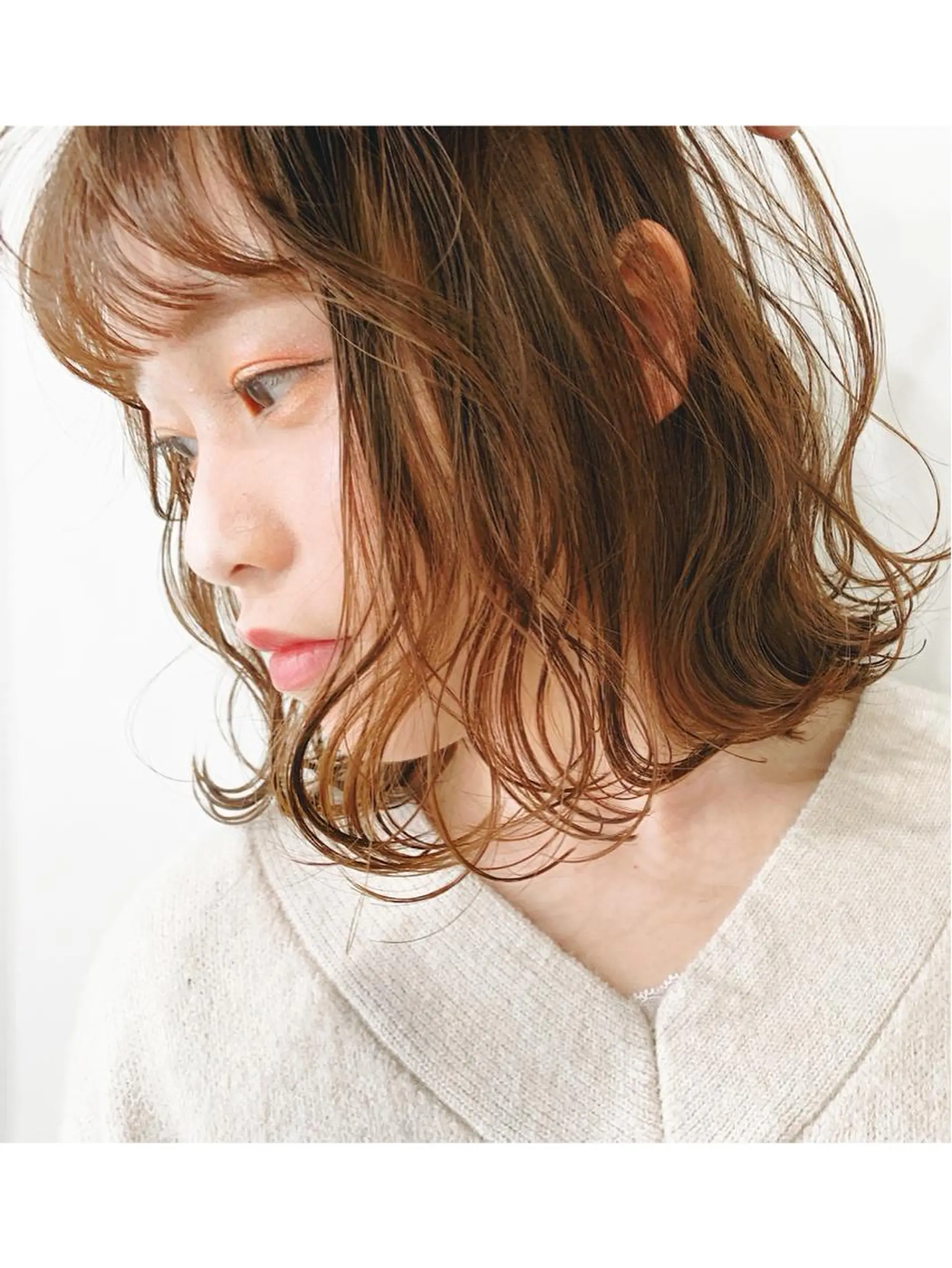 ミディアム ボブ ハイトーンカラー RYUのヘアスタイル